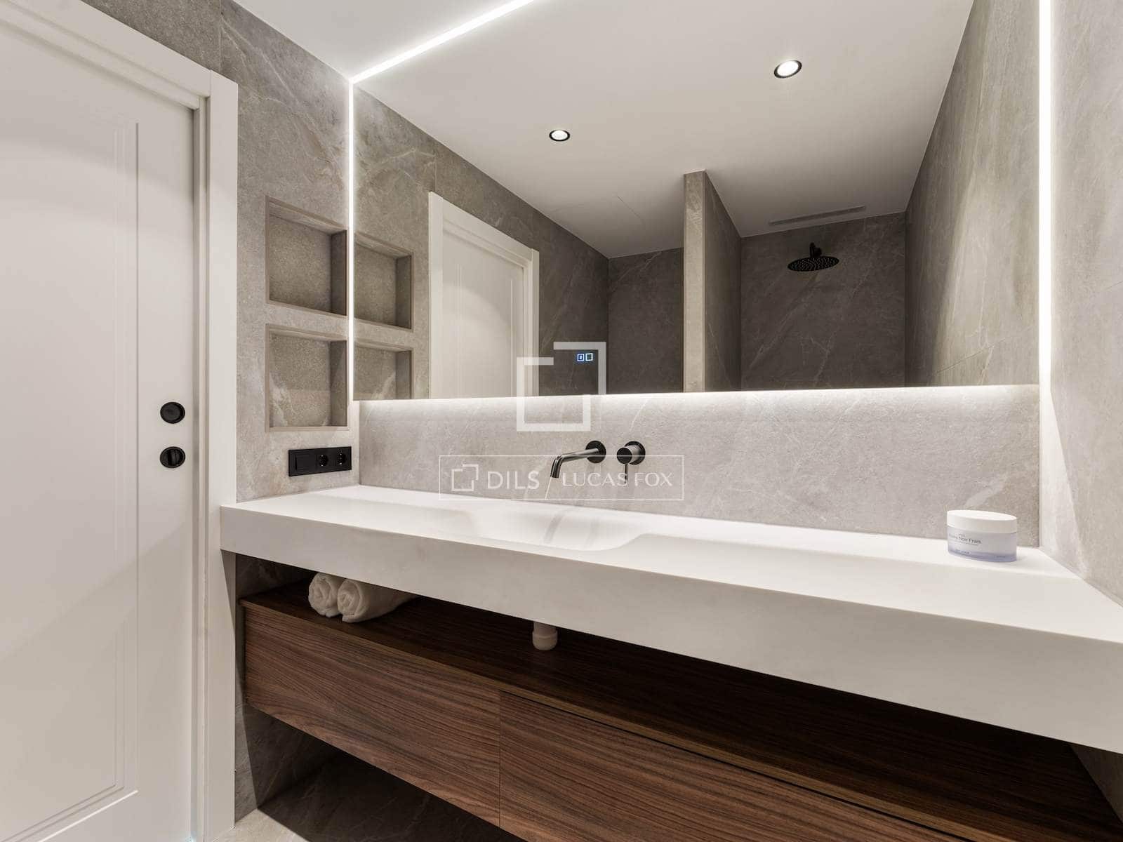 3 makuuhuone Huoneisto myytävänä paikassa Marbella mukana uima-altaan 
autotalli - 1 350 000 € (Ref: 9473395)