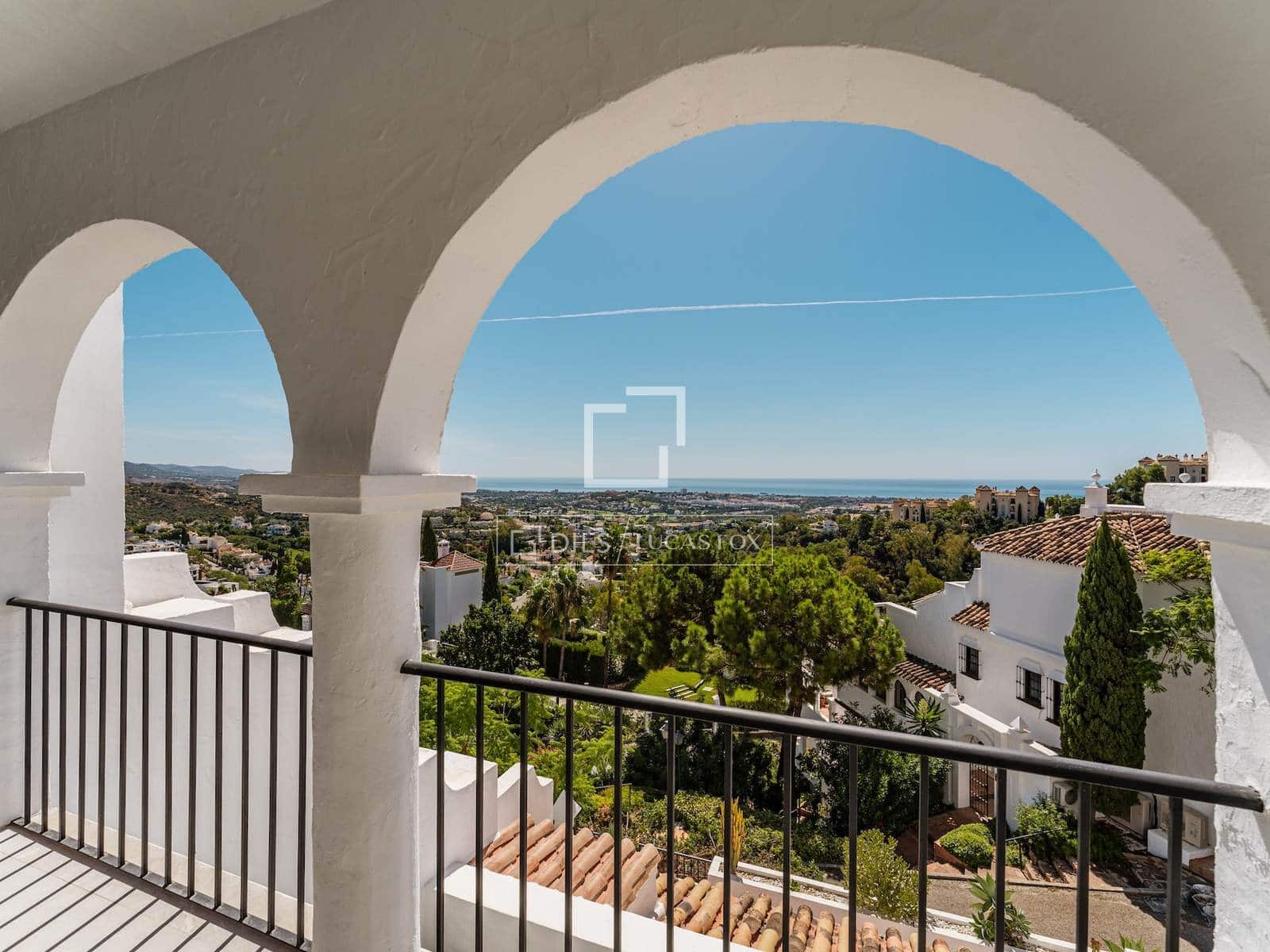 3 makuuhuone Huoneisto myytävänä paikassa Marbella mukana uima-altaan 
autotalli - 1 350 000 € (Ref: 9473395)