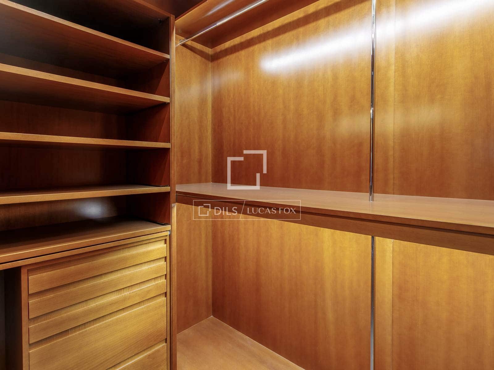 6 bedroom Apartment for rent in Madrid city with pool garage - € 8,250 (Ref: 9473454)