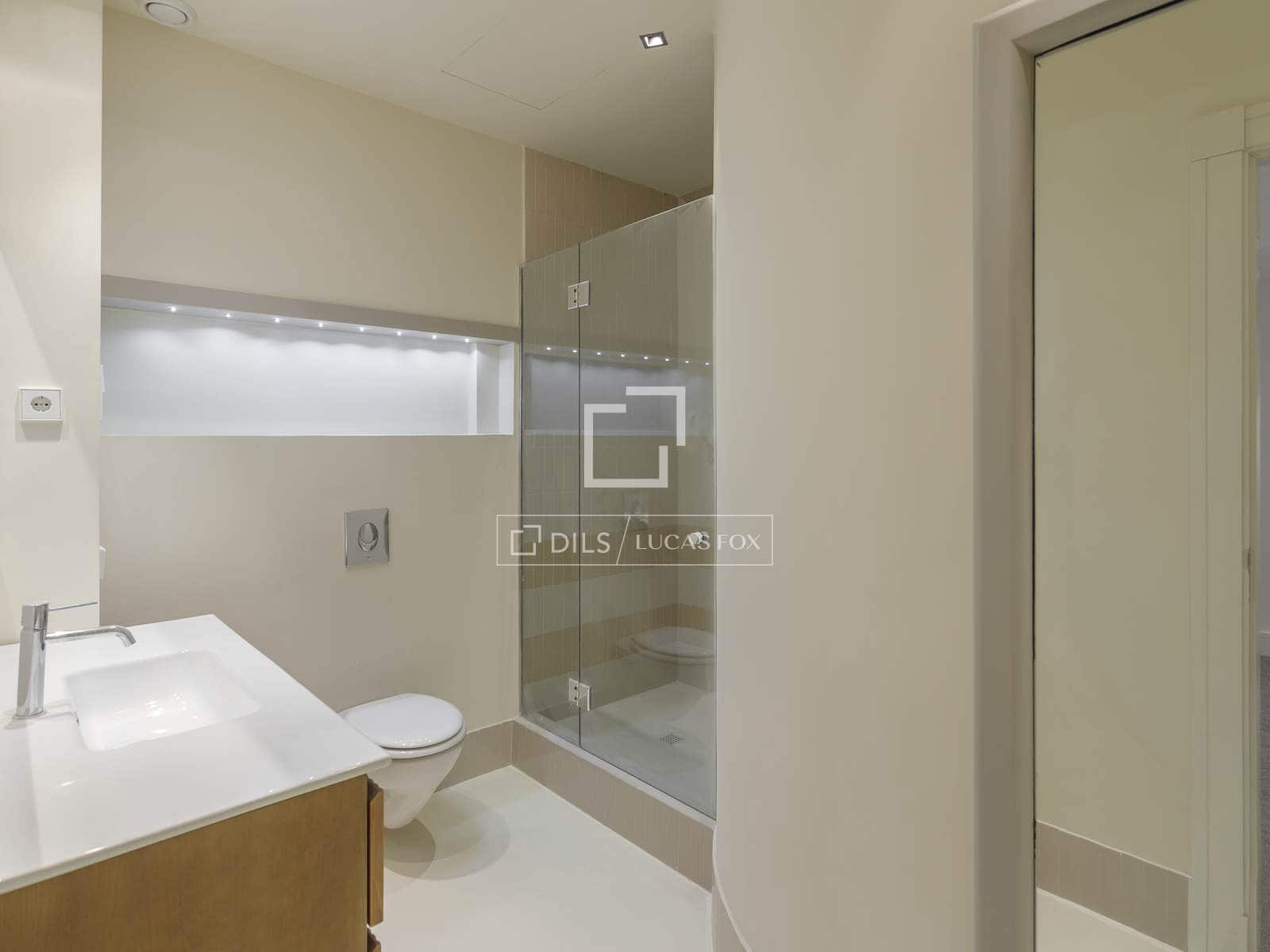 6 bedroom Apartment for rent in Madrid city with pool garage - € 8,250 (Ref: 9473454)