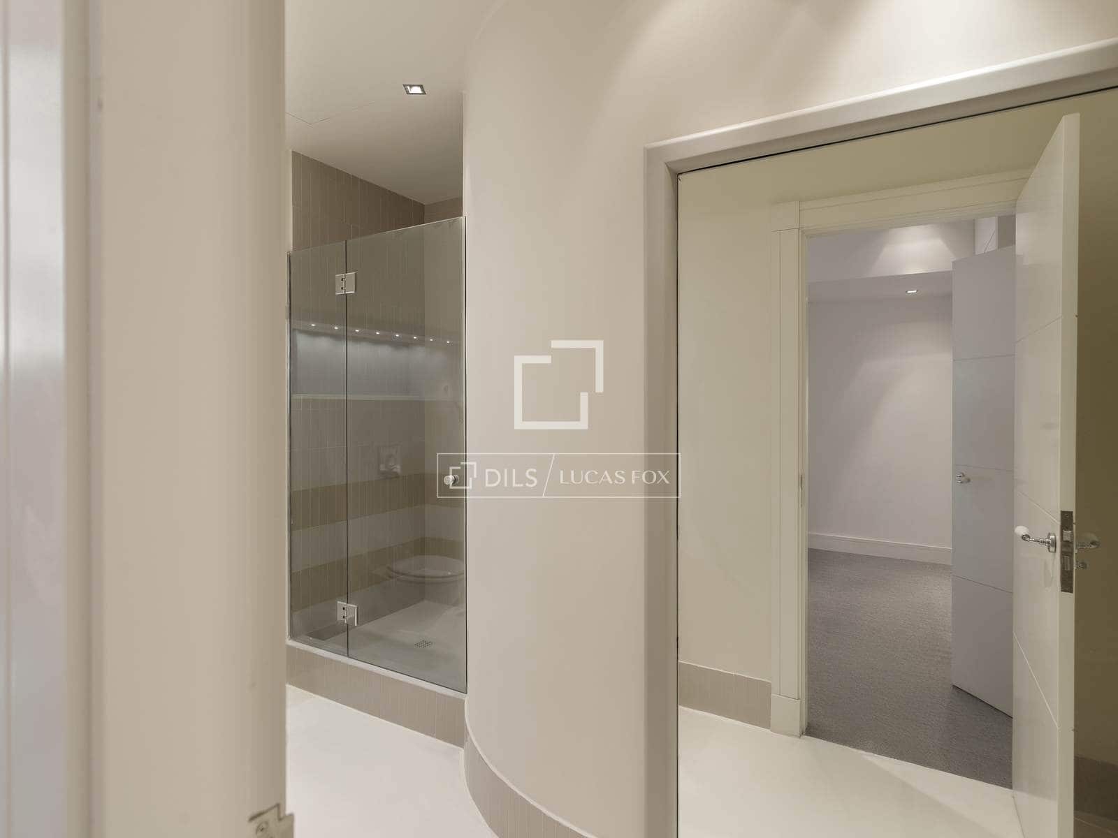 6 bedroom Apartment for rent in Madrid city with pool garage - € 8,250 (Ref: 9473454)