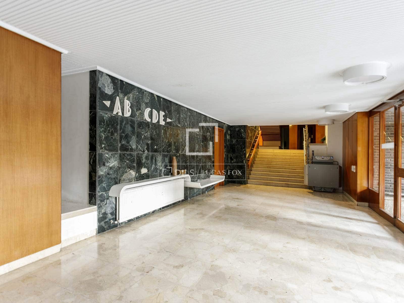 6 bedroom Apartment for rent in Madrid city with pool garage - € 8,250 (Ref: 9473454)