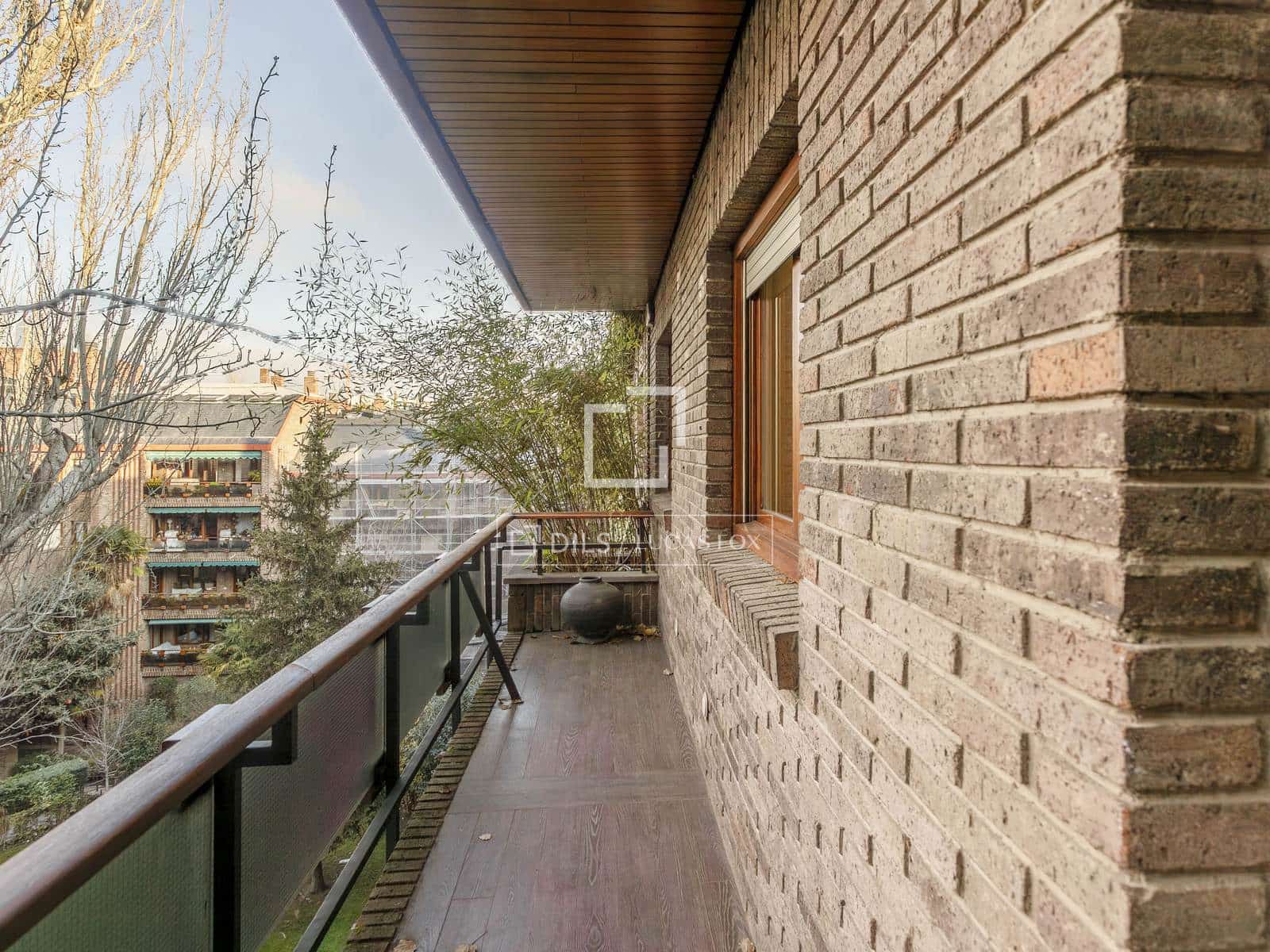 6 bedroom Apartment for rent in Madrid city with pool garage - € 8,250 (Ref: 9473454)