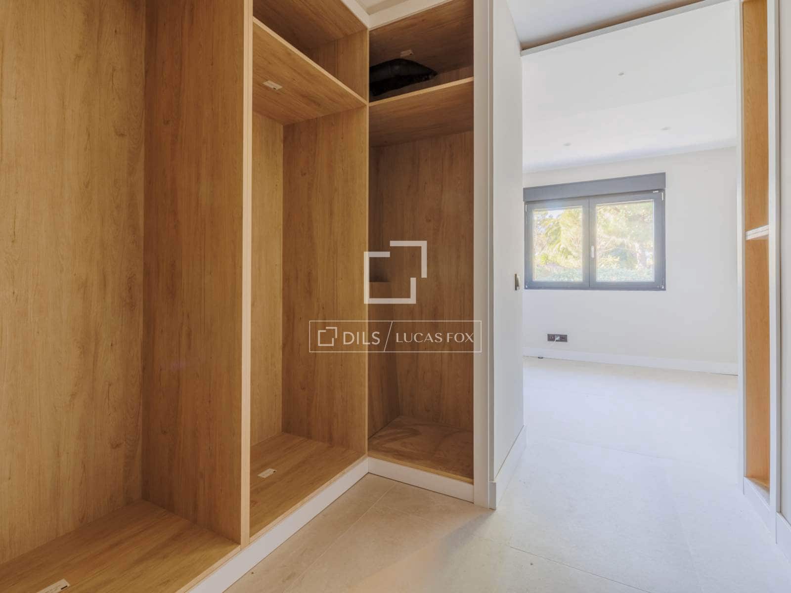 Chalet de 5 habitaciones en Boadilla del Monte en venta con piscina garaje - 3.250.000 € (Ref: 9473455)