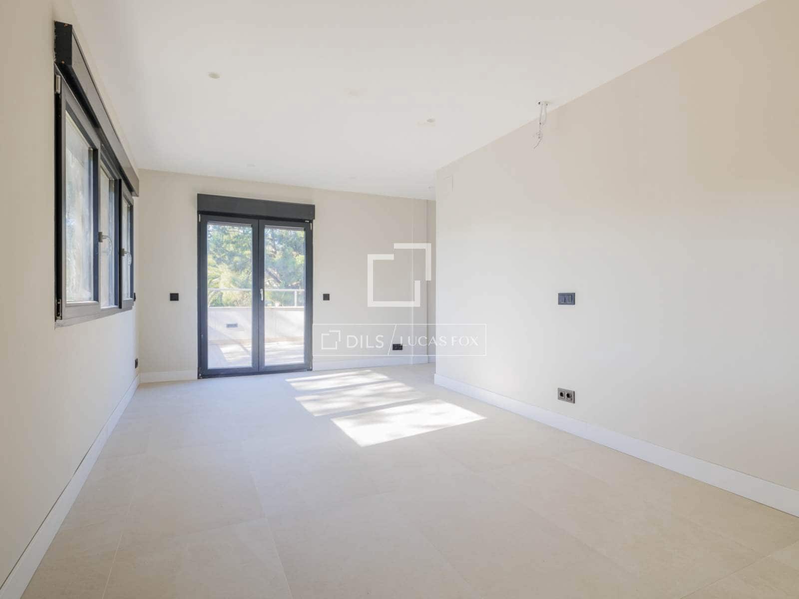 Chalet de 5 habitaciones en Boadilla del Monte en venta con piscina garaje - 3.250.000 € (Ref: 9473455)