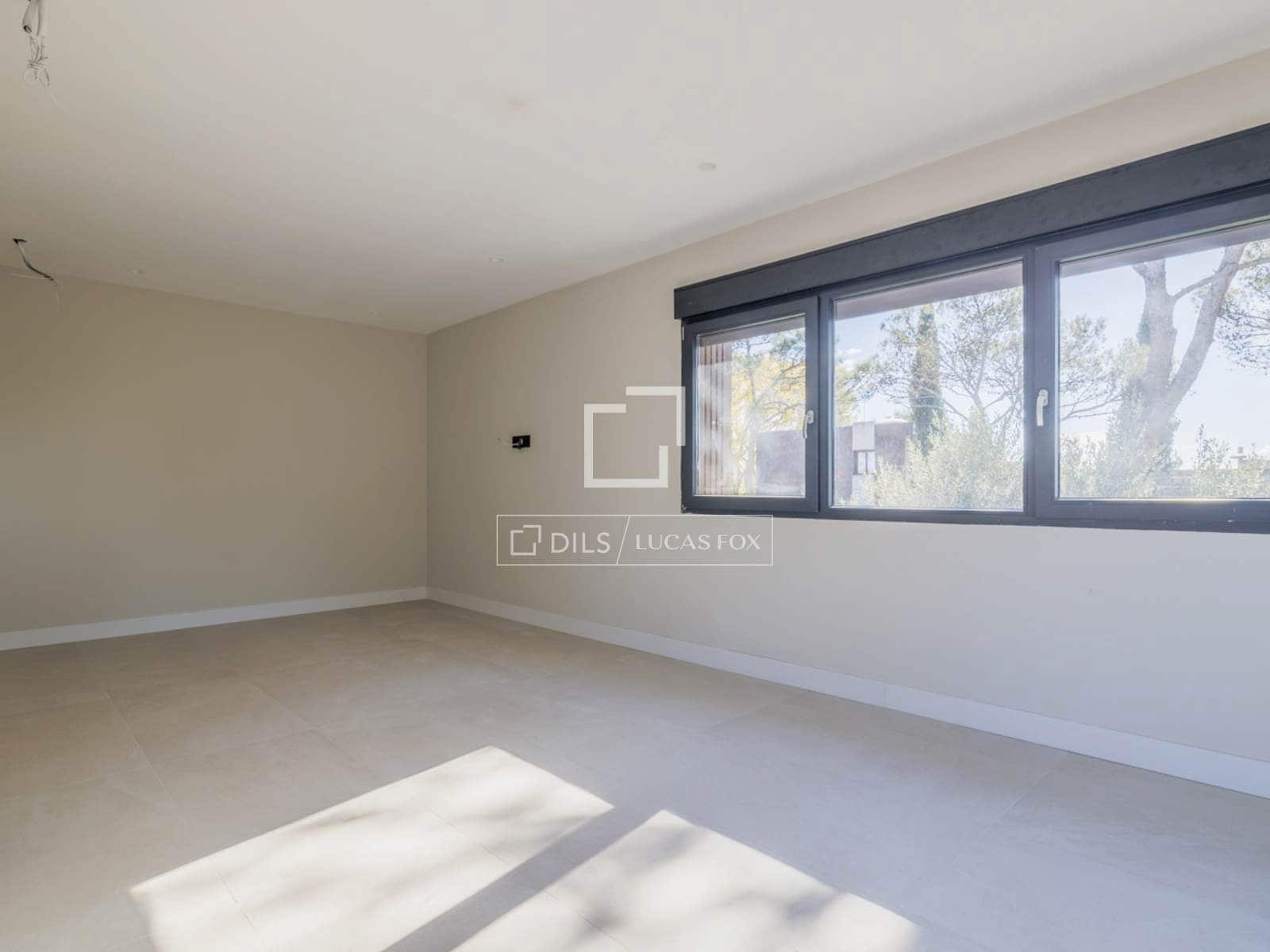 Chalet de 5 habitaciones en Boadilla del Monte en venta con piscina garaje - 3.250.000 € (Ref: 9473455)