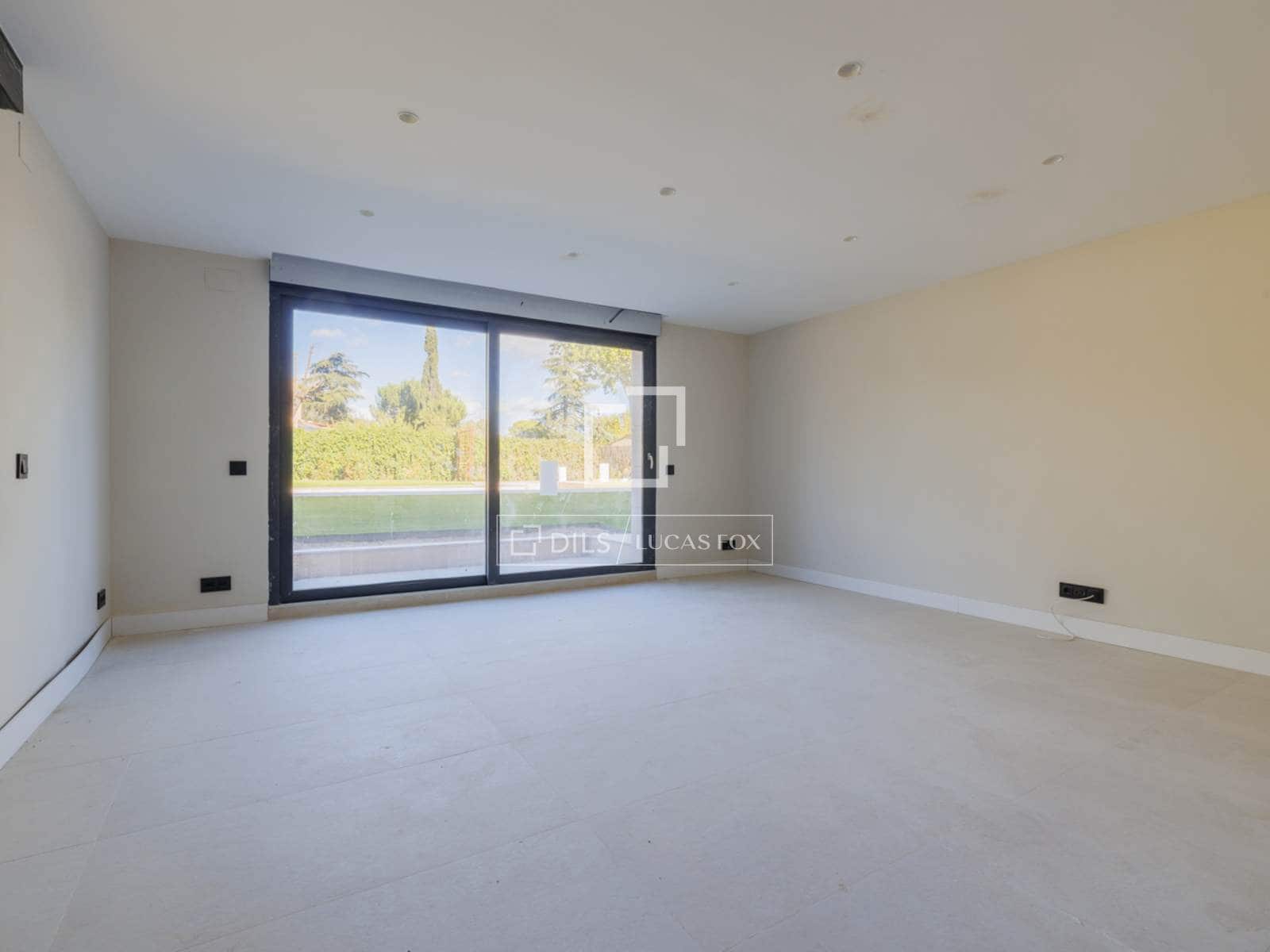 Chalet de 5 habitaciones en Boadilla del Monte en venta con piscina garaje - 3.250.000 € (Ref: 9473455)