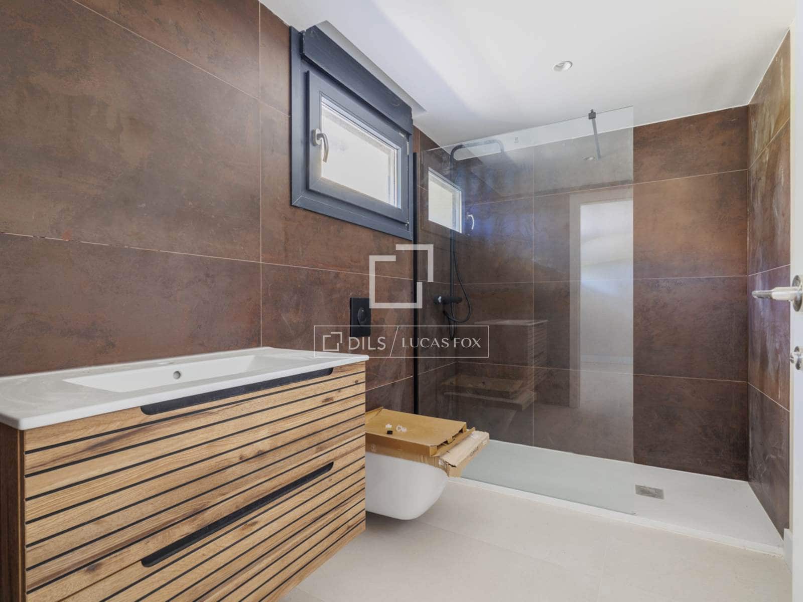 Chalet de 5 habitaciones en Boadilla del Monte en venta con piscina garaje - 3.250.000 € (Ref: 9473455)