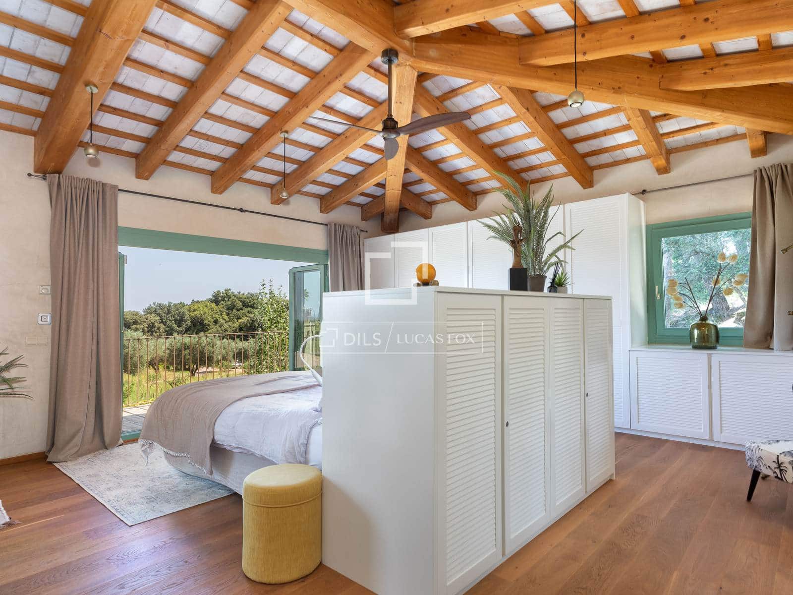 7 makuuhuone Maalaistalo myytävänä paikassa Rupia mukana uima-altaan 
autotalli - 4 100 000 € (Ref: 9474457)