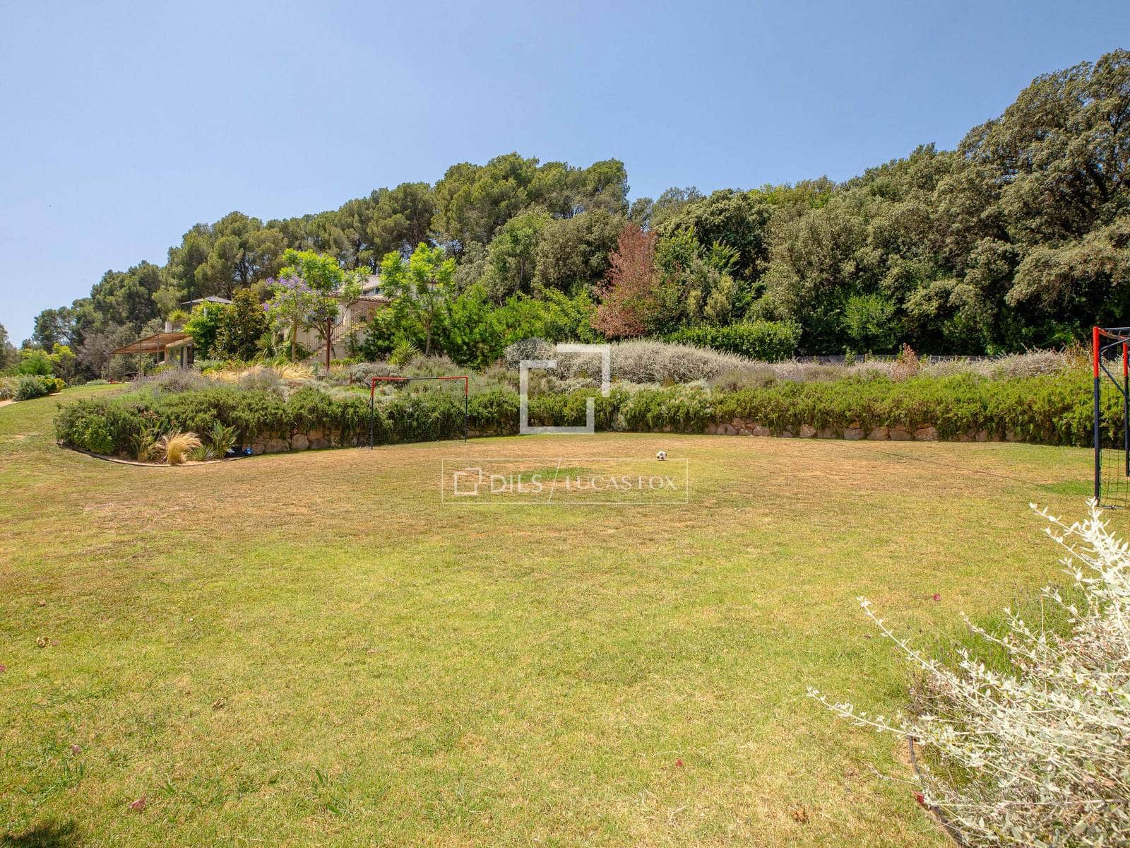 7 makuuhuone Maalaistalo myytävänä paikassa Rupia mukana uima-altaan 
autotalli - 4 100 000 € (Ref: 9474457)