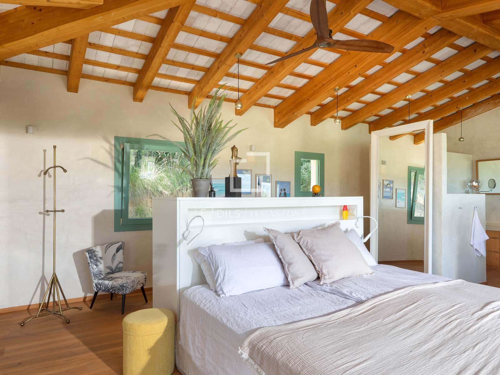 7 makuuhuone Maalaistalo myytävänä paikassa Rupia mukana uima-altaan 
autotalli - 4 100 000 € (Ref: 9474457)