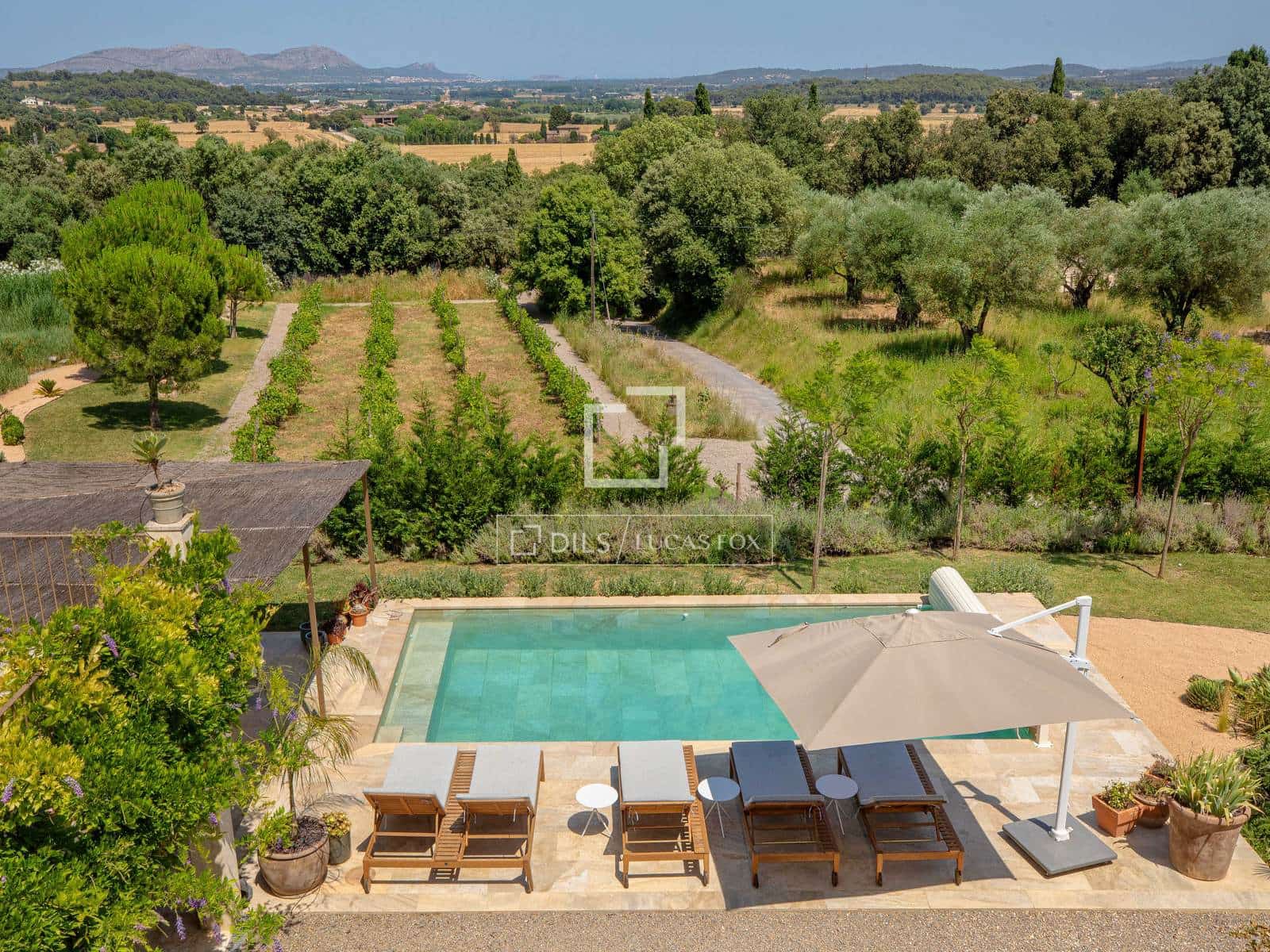 7 makuuhuone Maalaistalo myytävänä paikassa Rupia mukana uima-altaan 
autotalli - 4 100 000 € (Ref: 9474457)