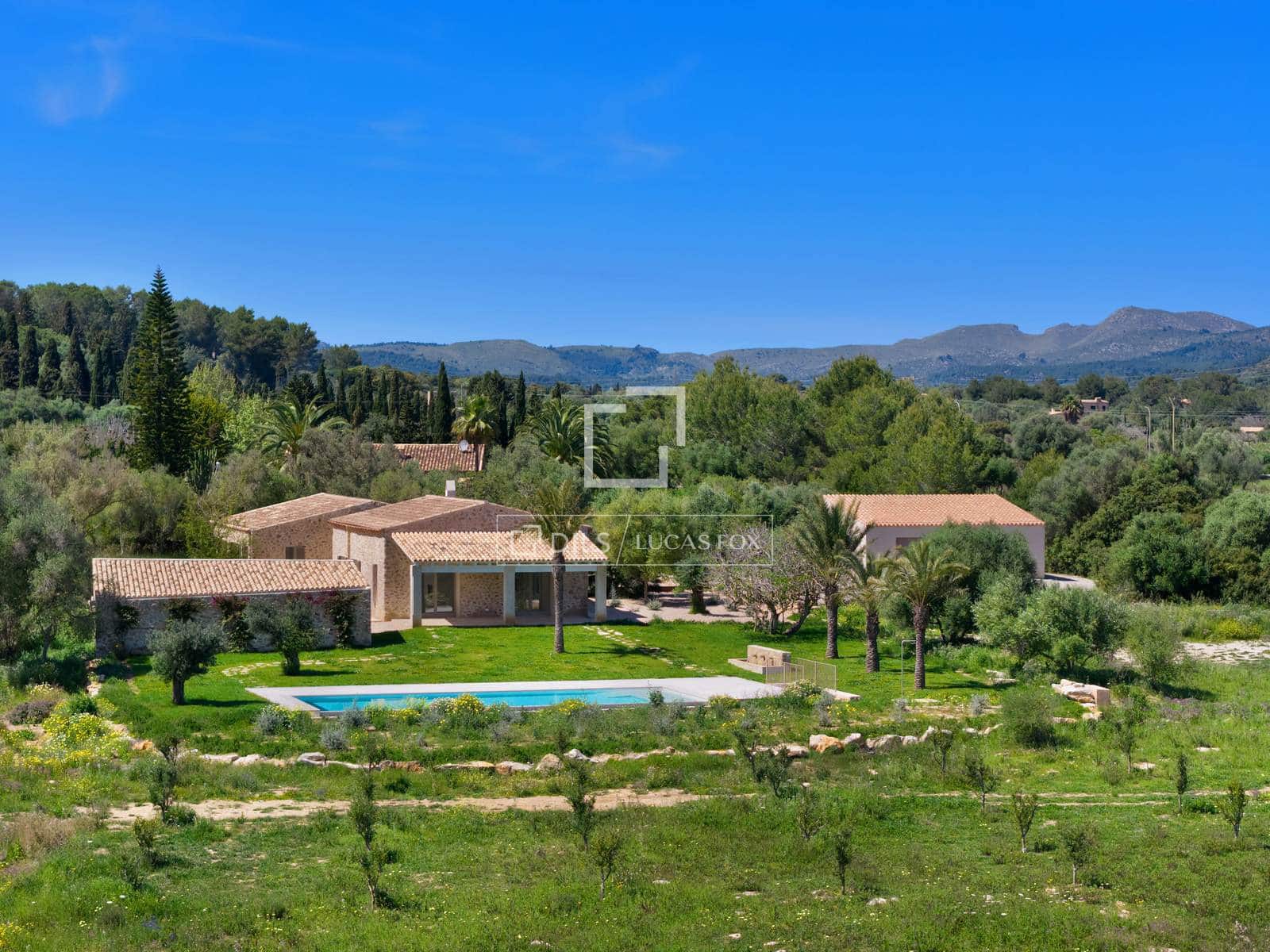 4 soveværelse Finca/Landehus til salg i Canyamel med swimmingpool garage - € 4.200.000 (Ref: 9474458)