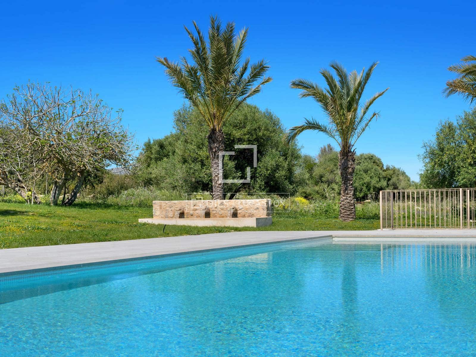 4 soveværelse Finca/Landehus til salg i Canyamel med swimmingpool garage - € 4.200.000 (Ref: 9474458)