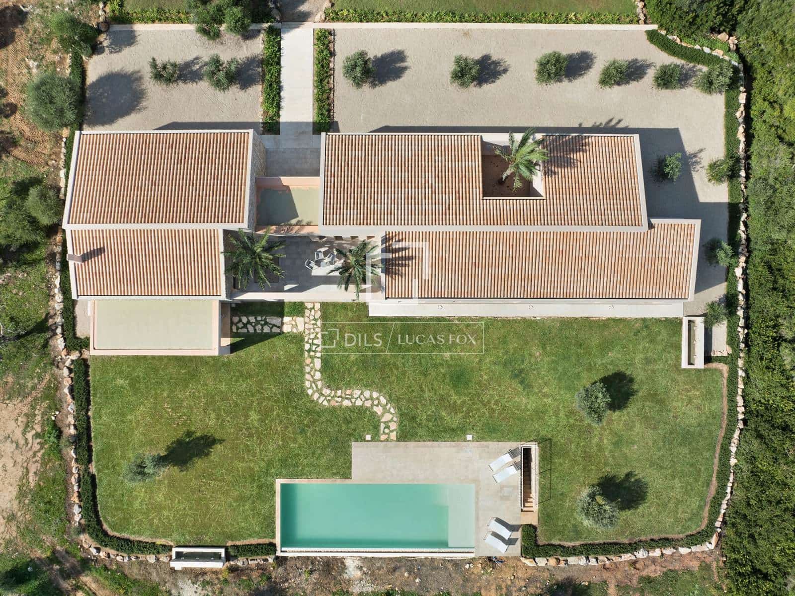 4 soveværelse Finca/Landehus til salg i Canyamel med swimmingpool garage - € 4.400.000 (Ref: 9474531)