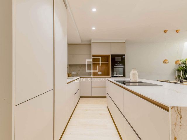 3 makuuhuone Huoneisto myytävänä paikassa Barcelona kaupunki - 1 200 000 € (Ref: 9475005)