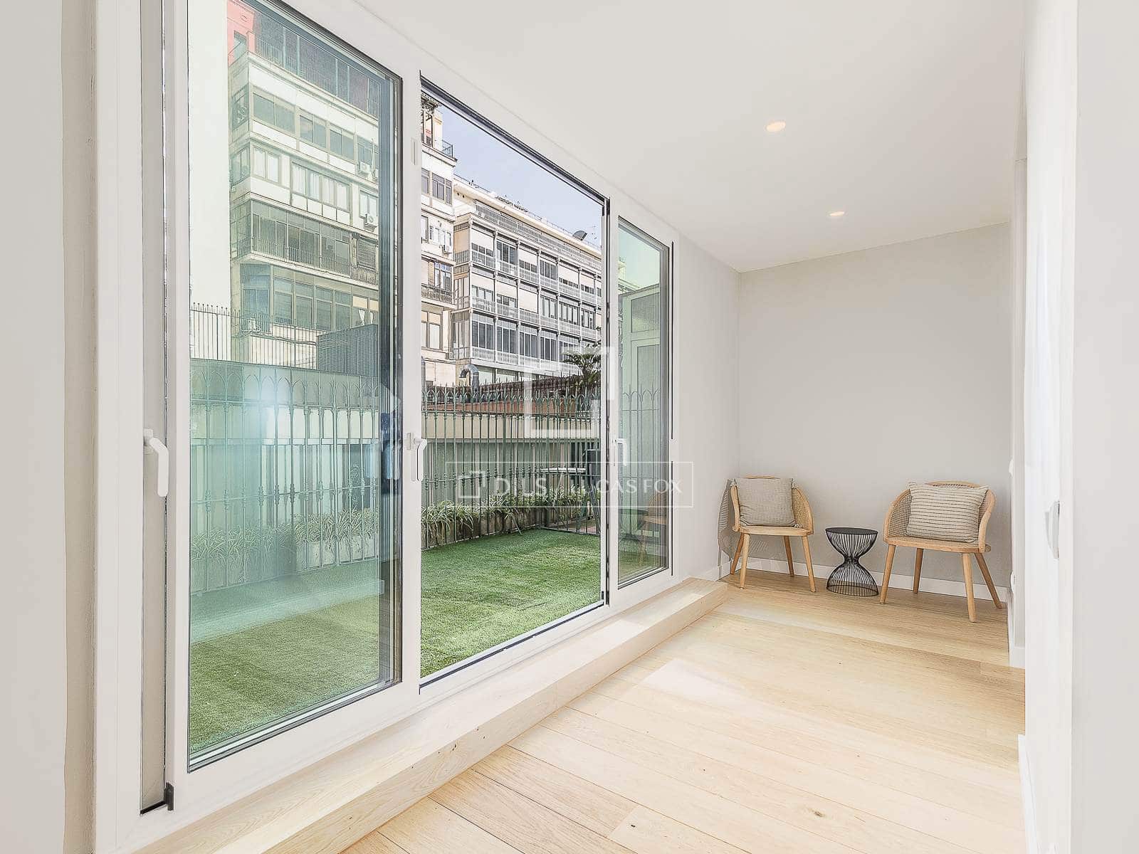 3 bedroom Apartment for sale in Barcelona city - € 1,350,000 (Ref: 9475005)