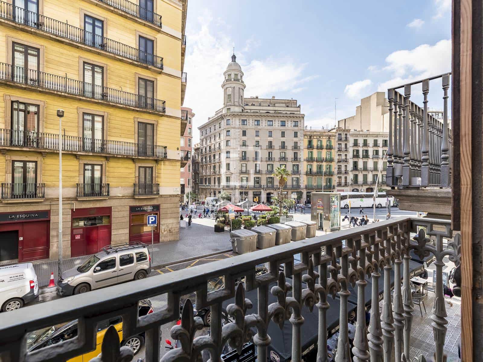 3 bedroom Apartment for sale in Barcelona city - € 1,350,000 (Ref: 9475005)