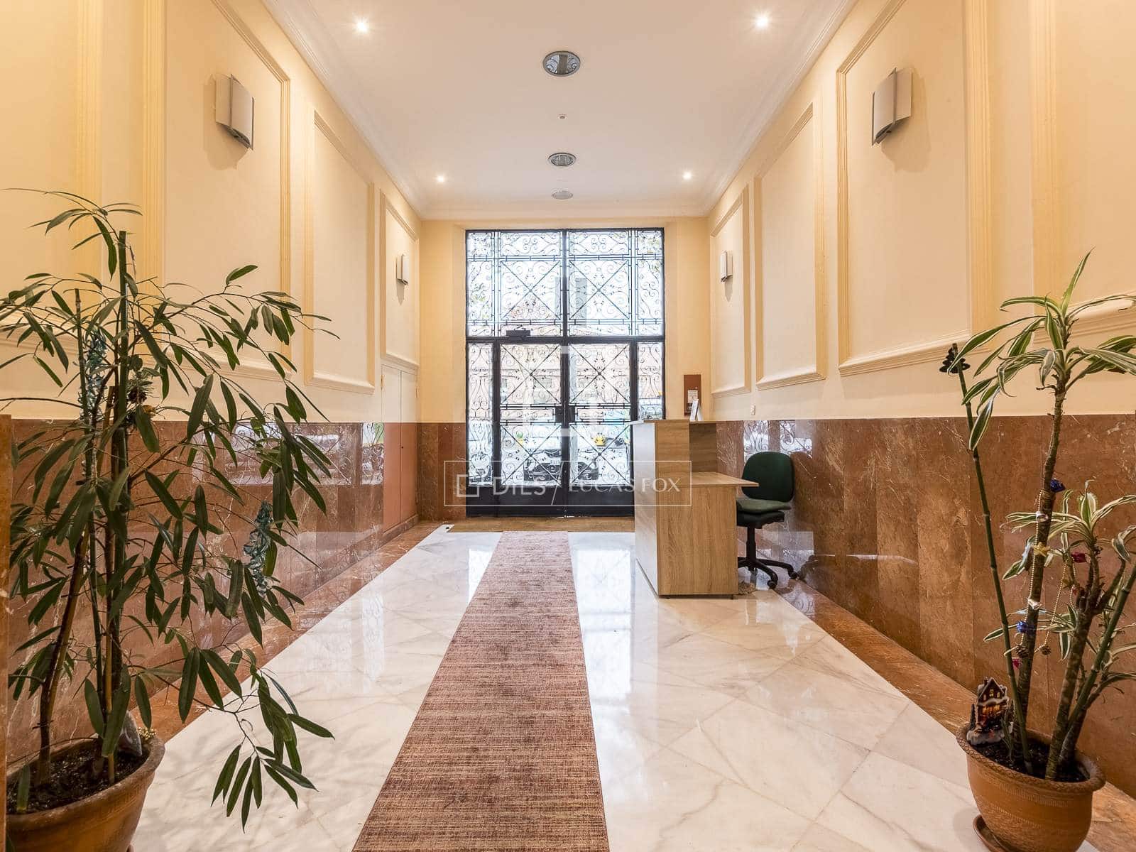 5 sovrum Lägenhet till salu i Barcelona stad med garage - 700 000 € (Ref: 9475022)