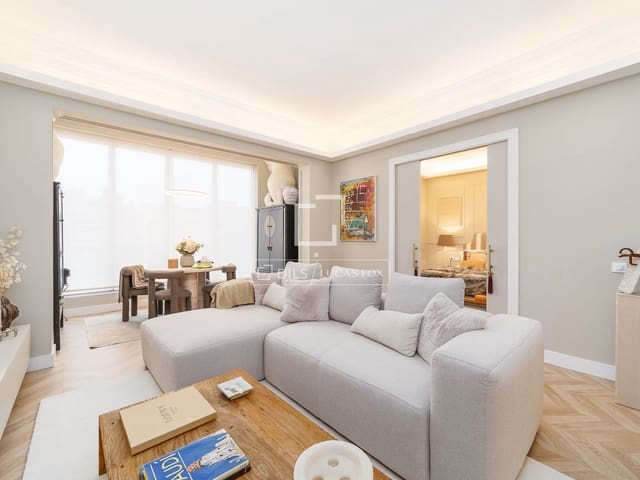 3 makuuhuone Huoneisto myytävänä paikassa Barcelona kaupunki - 960 000 € (Ref: 9480597)