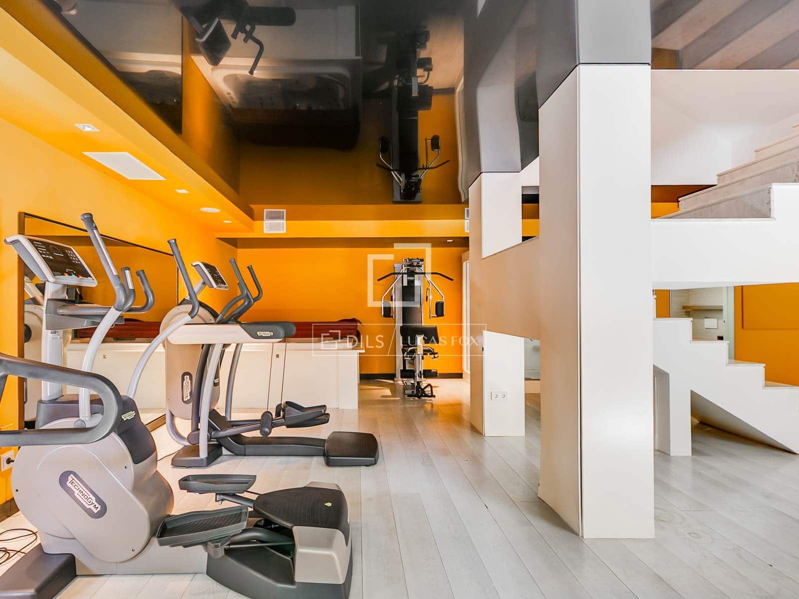 7 Zimmer Villa zu verkaufen in La Moraleja mit Pool Garage - 7.800.000 € (Ref: 9481412)