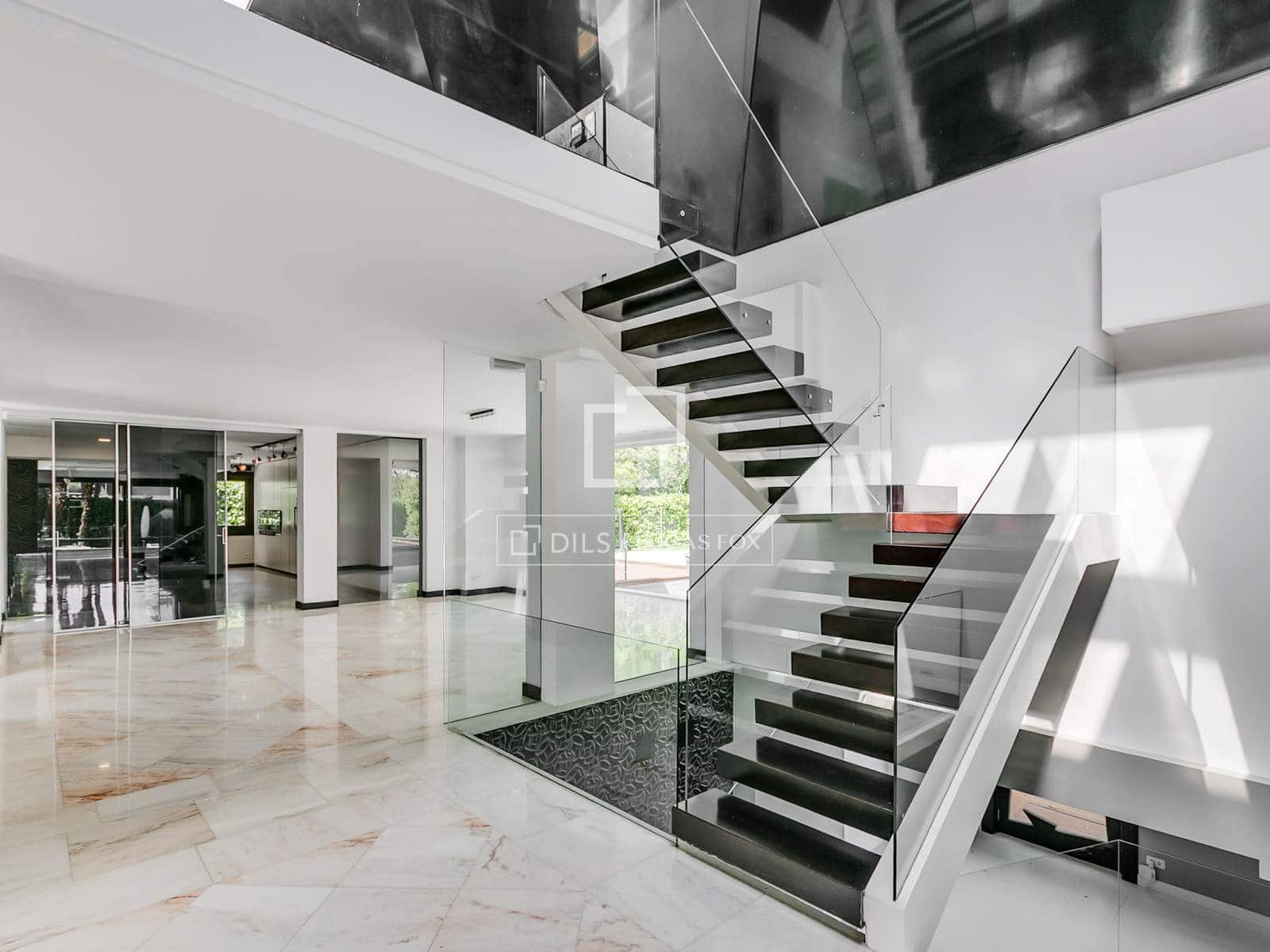 7 Zimmer Villa zu verkaufen in La Moraleja mit Pool Garage - 7.800.000 € (Ref: 9481412)