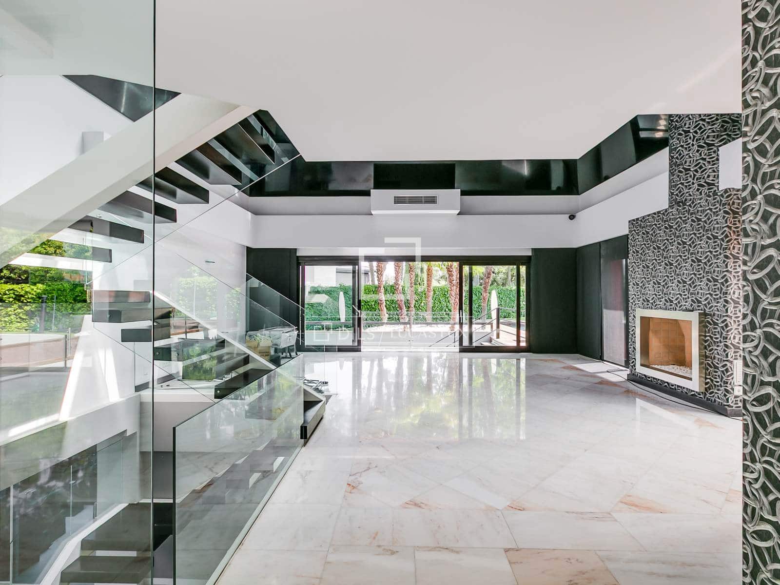 7 Zimmer Villa zu verkaufen in La Moraleja mit Pool Garage - 7.800.000 € (Ref: 9481412)