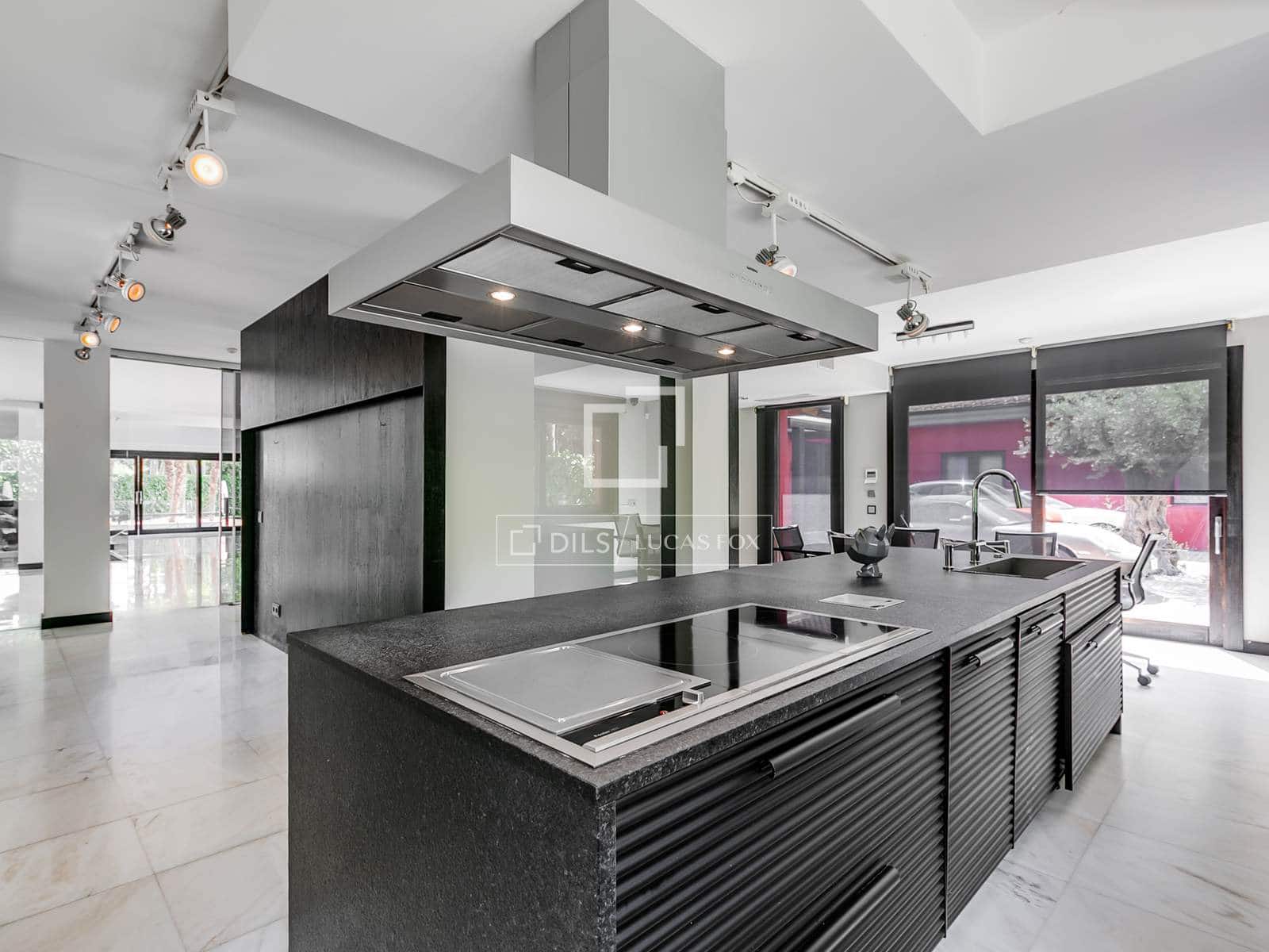 7 Zimmer Villa zu verkaufen in La Moraleja mit Pool Garage - 7.800.000 € (Ref: 9481412)