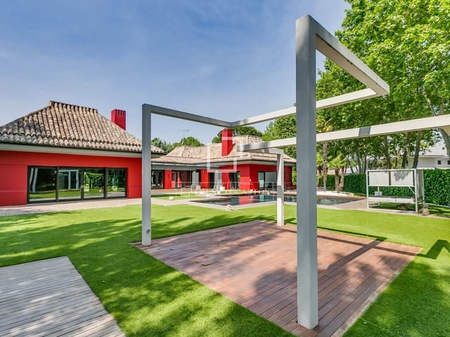 7 Zimmer Villa zu verkaufen in La Moraleja, Alcobendas mit Pool Garage - 7.800.000 € (Ref: 9481412)