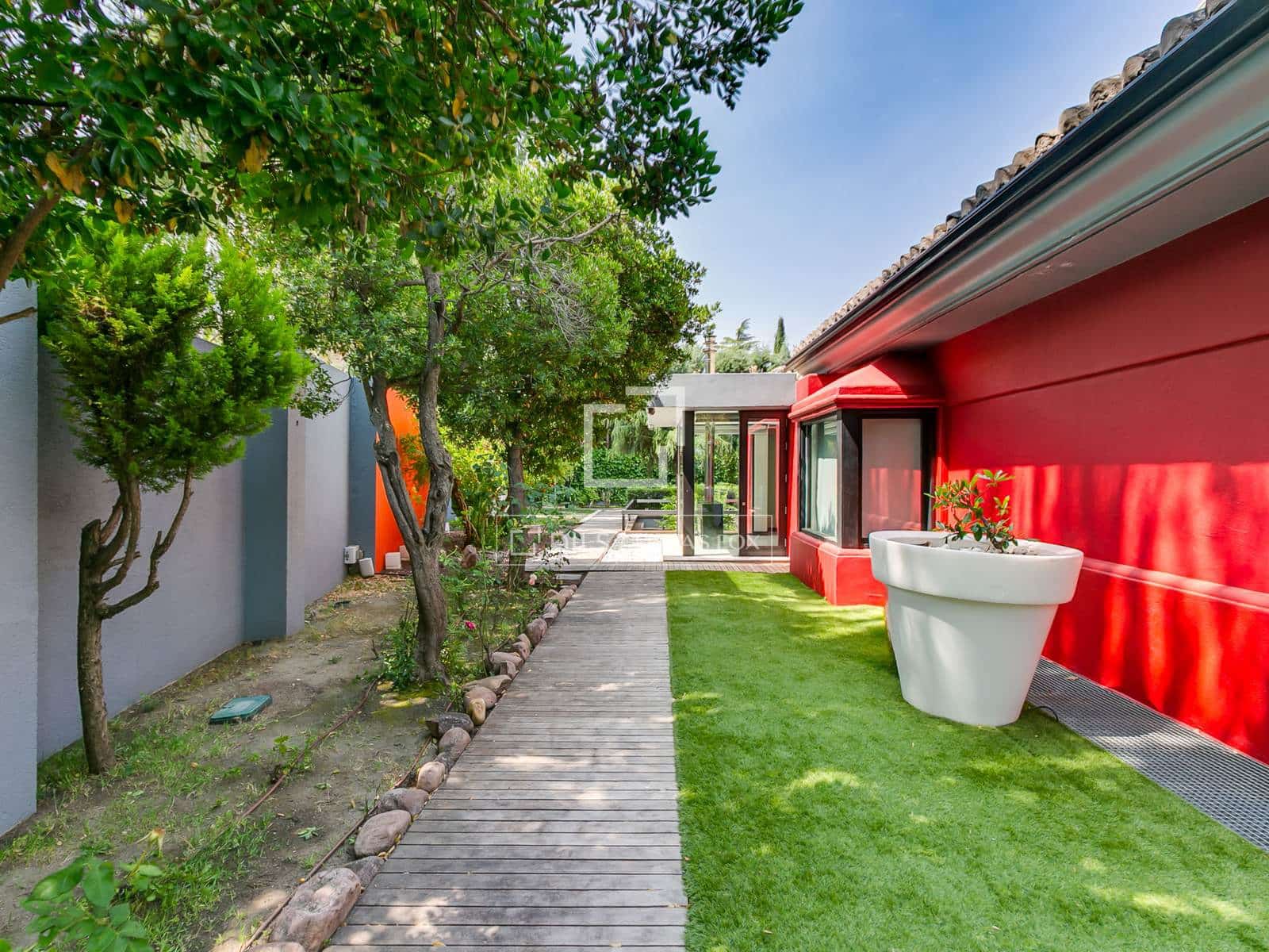 7 Zimmer Villa zu verkaufen in La Moraleja mit Pool Garage - 7.800.000 € (Ref: 9481412)