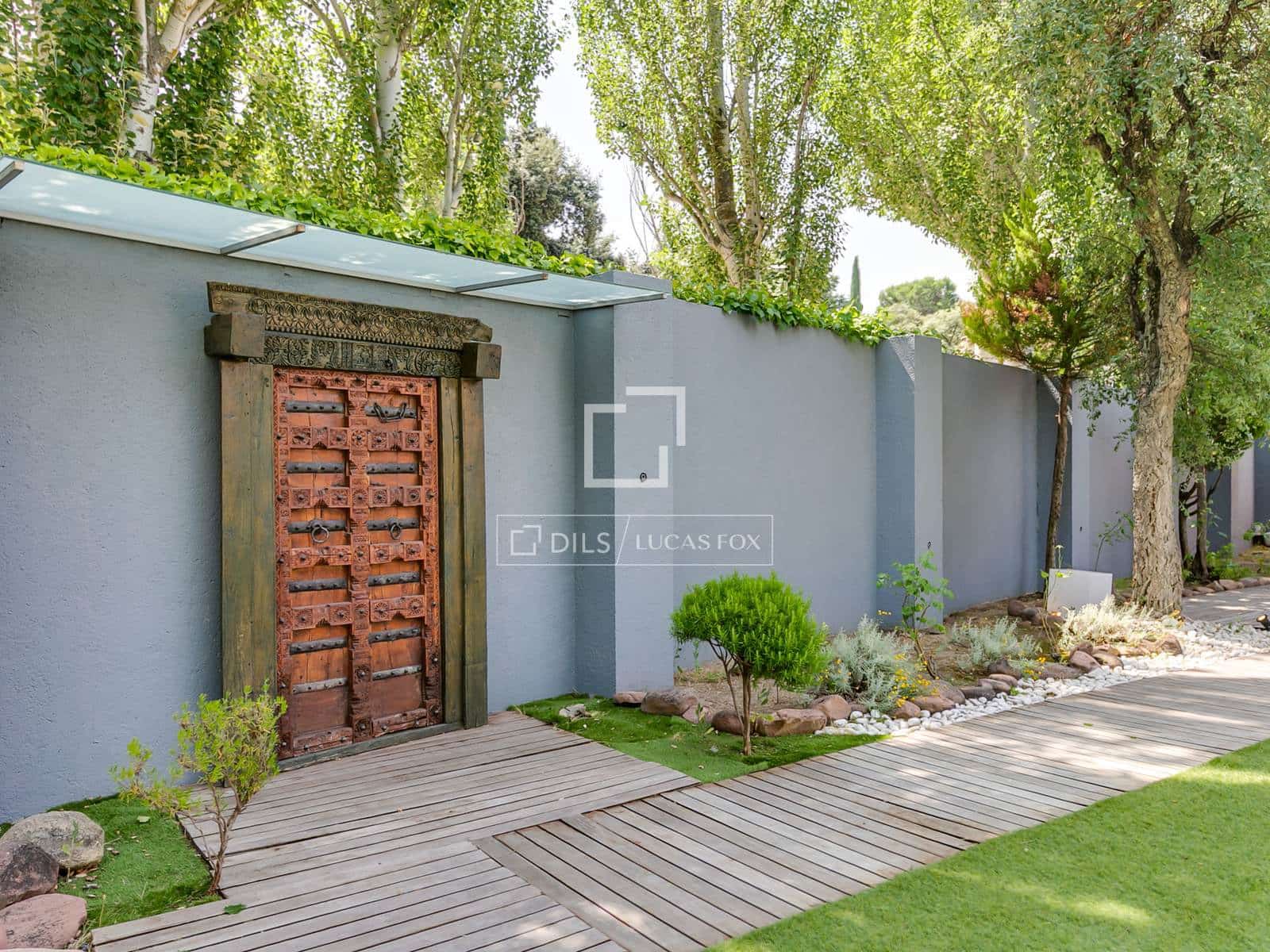 7 Zimmer Villa zu verkaufen in La Moraleja mit Pool Garage - 7.800.000 € (Ref: 9481412)