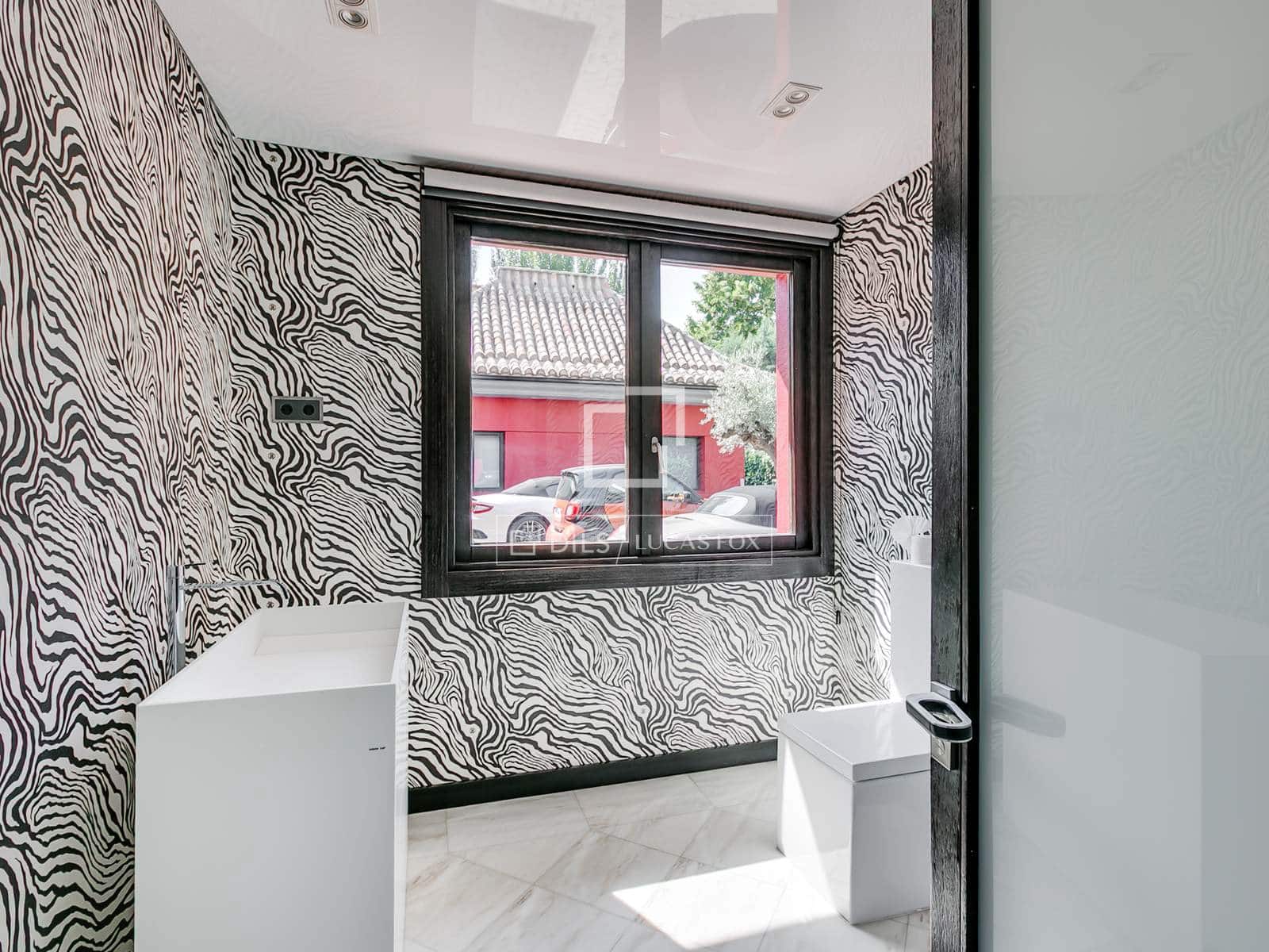 7 Zimmer Villa zu verkaufen in La Moraleja mit Pool Garage - 7.800.000 € (Ref: 9481412)