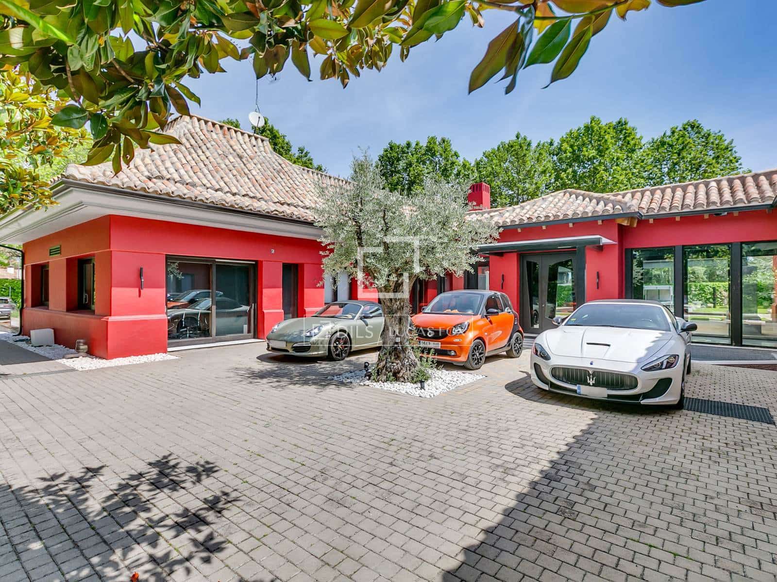 7 Zimmer Villa zu verkaufen in La Moraleja mit Pool Garage - 7.800.000 € (Ref: 9481412)