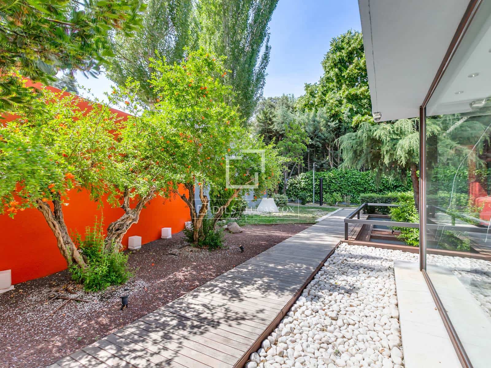 7 Zimmer Villa zu verkaufen in La Moraleja mit Pool Garage - 7.800.000 € (Ref: 9481412)