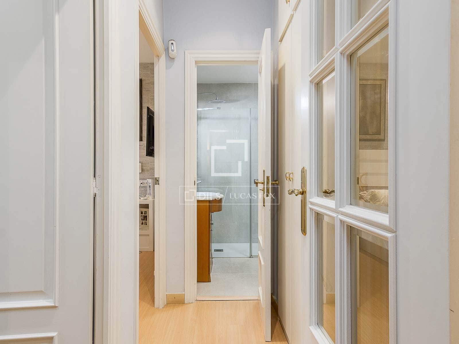 4 bedroom Apartment for sale in Barcelona city - € 659,000 (Ref: 9481568)