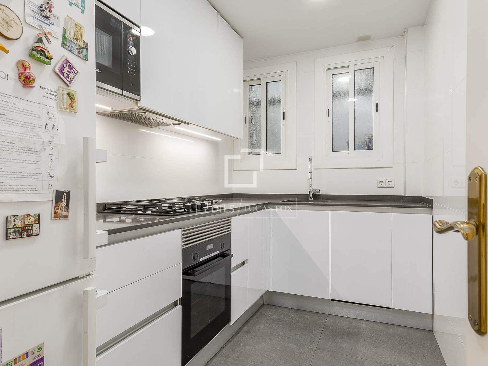 4 bedroom Apartment for sale in Barcelona city - € 659,000 (Ref: 9481568)