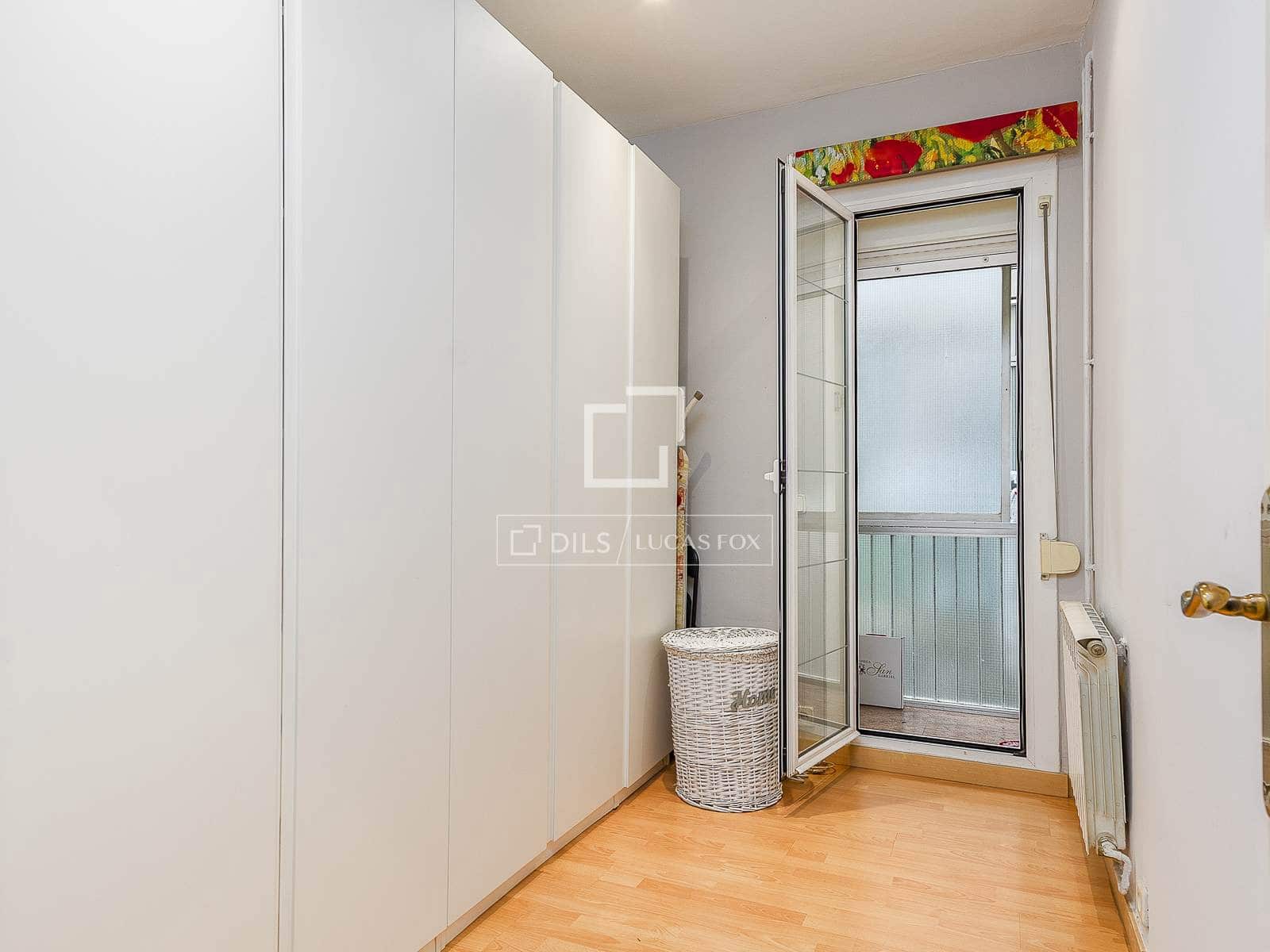 4 bedroom Apartment for sale in Barcelona city - € 659,000 (Ref: 9481568)