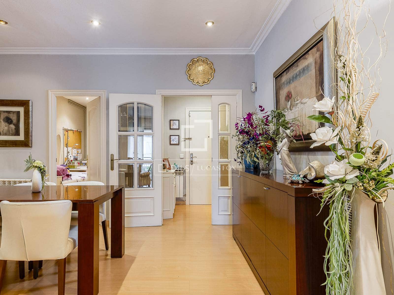 4 bedroom Apartment for sale in Barcelona city - € 659,000 (Ref: 9481568)