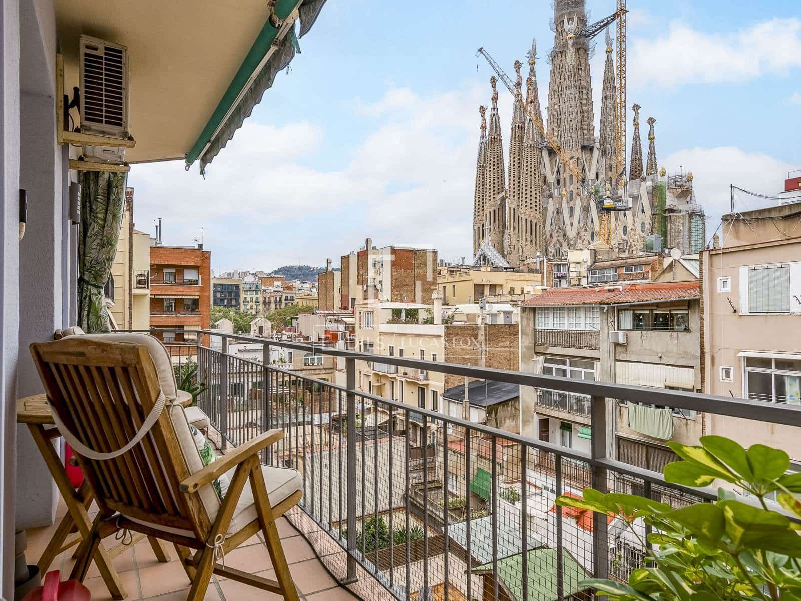 4 bedroom Apartment for sale in Barcelona city - € 659,000 (Ref: 9481568)