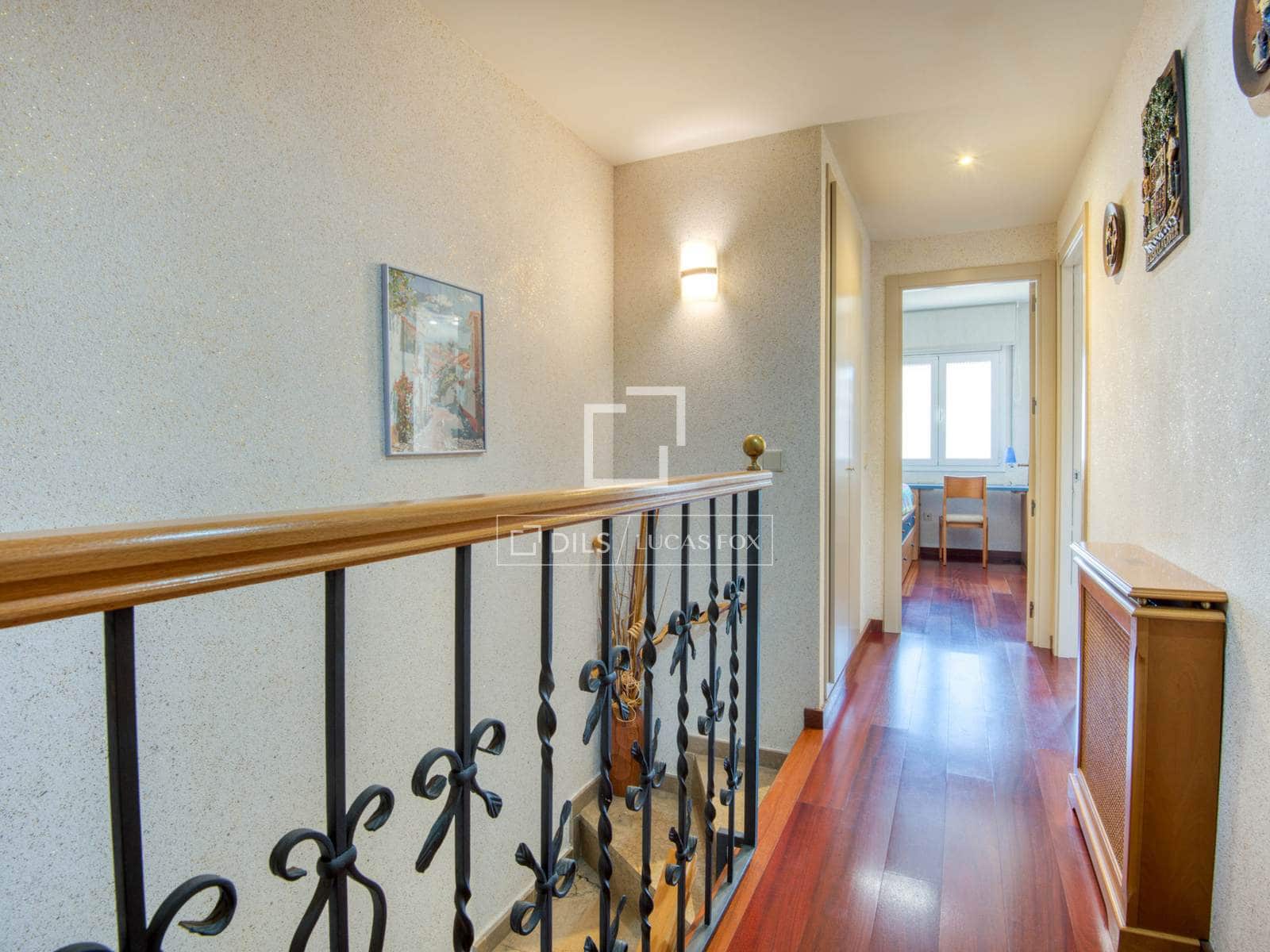 4 sovrum Villa till salu i S'Agaro med pool garage - 650 000 € (Ref: 9481569)