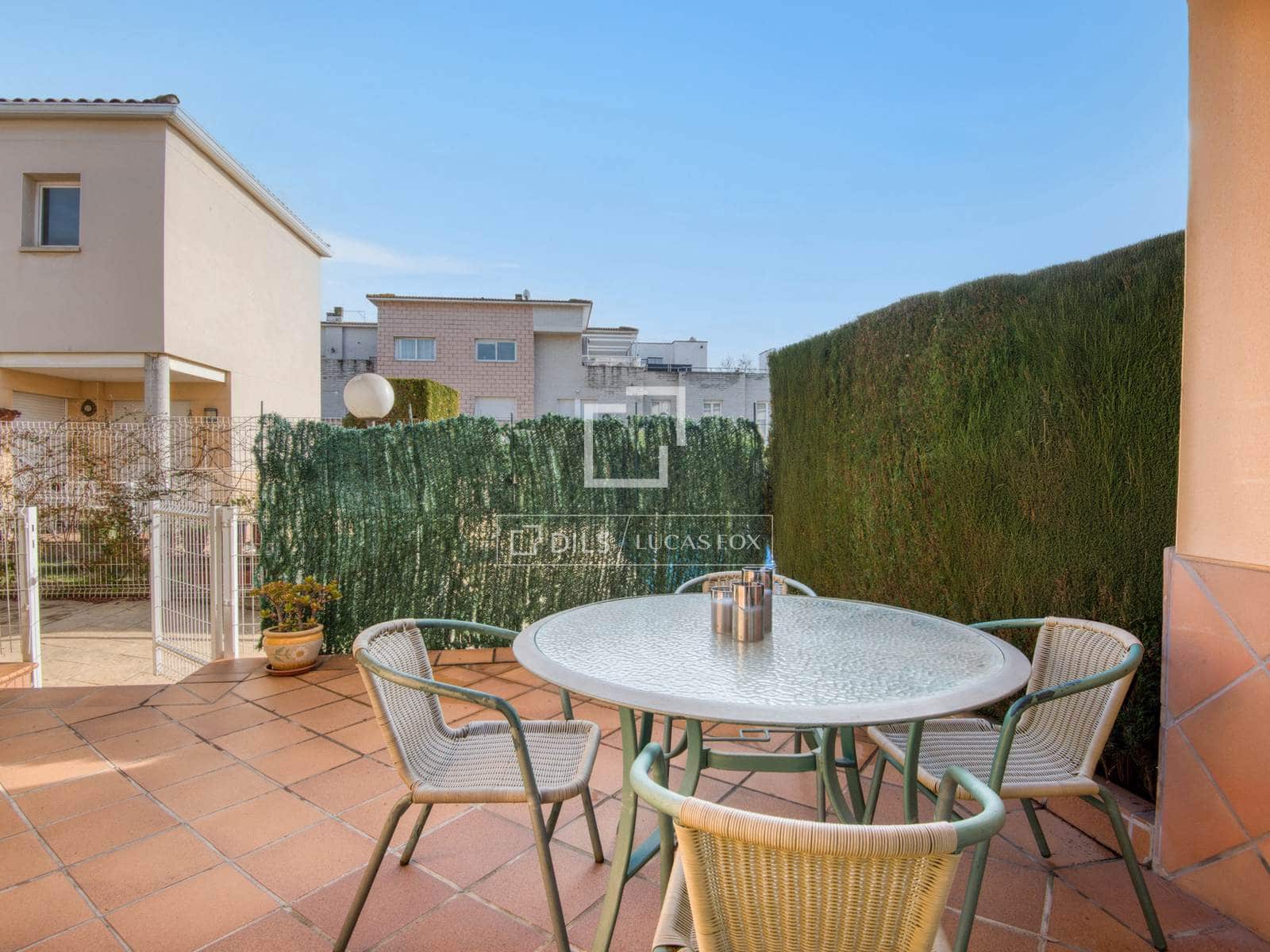 4 sovrum Villa till salu i S'Agaro med pool garage - 650 000 € (Ref: 9481569)