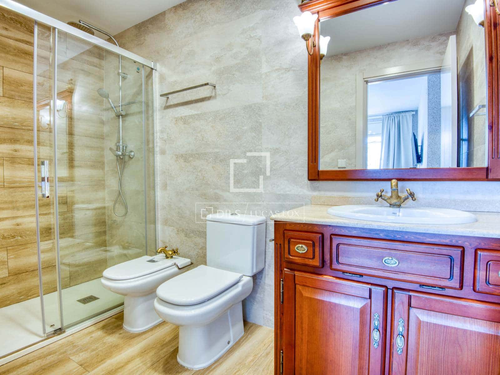 4 sovrum Villa till salu i S'Agaro med pool garage - 650 000 € (Ref: 9481569)