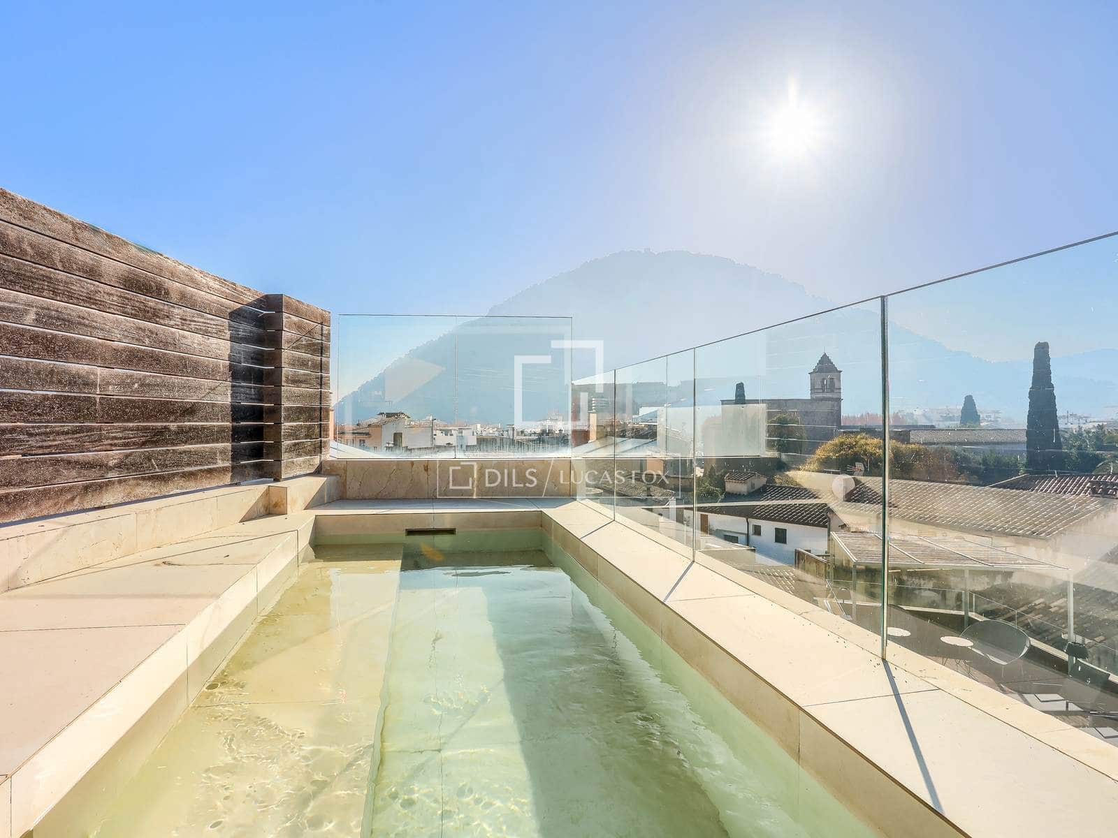 4 bedroom Villa for sale in Pollensa / Pollenca with pool garage - € 1,280,000 (Ref: 9481597)