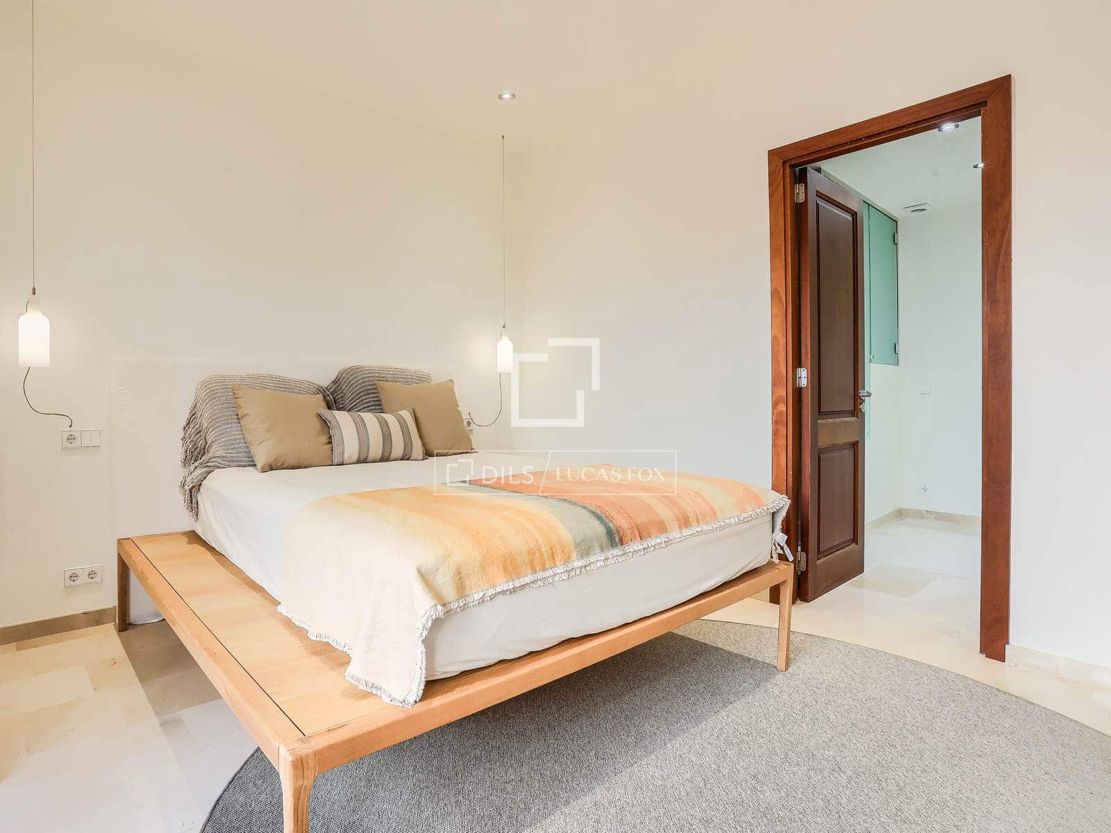 4 bedroom Villa for sale in Pollensa / Pollenca with pool garage - € 1,280,000 (Ref: 9481597)