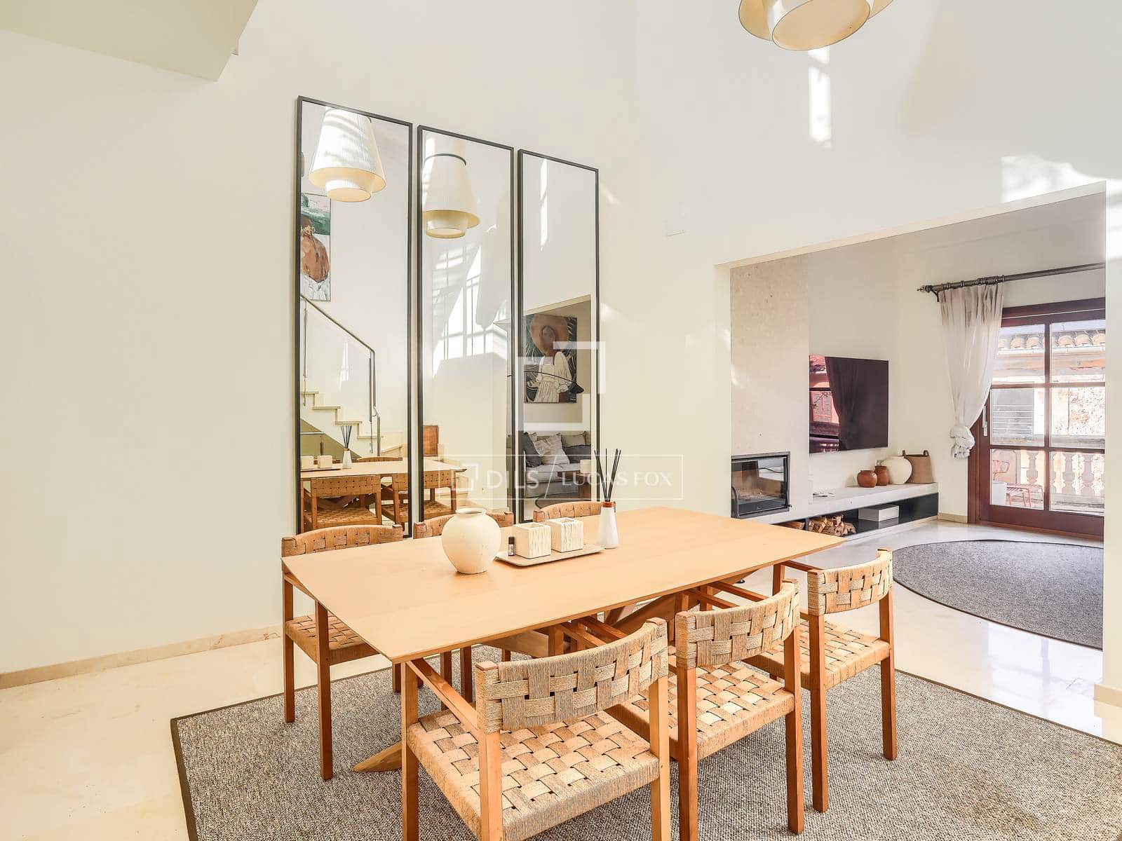 4 bedroom Villa for sale in Pollensa / Pollenca with pool garage - € 1,280,000 (Ref: 9481597)