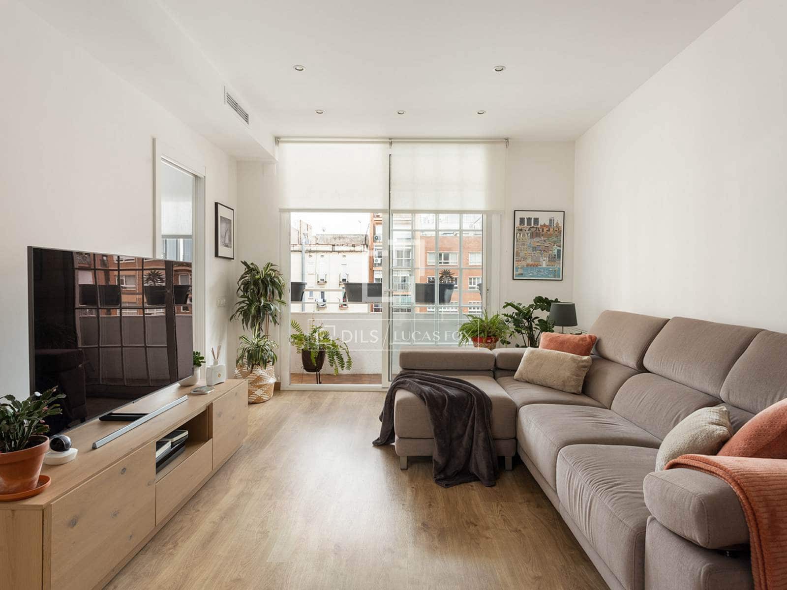 3 bedroom Apartment for sale in Barcelona city with garage - € 598,000 (Ref: 9482394)