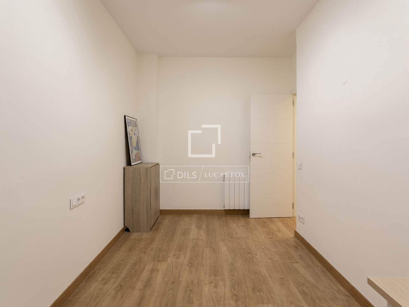 3 bedroom Apartment for sale in Barcelona city with garage - € 598,000 (Ref: 9482394)