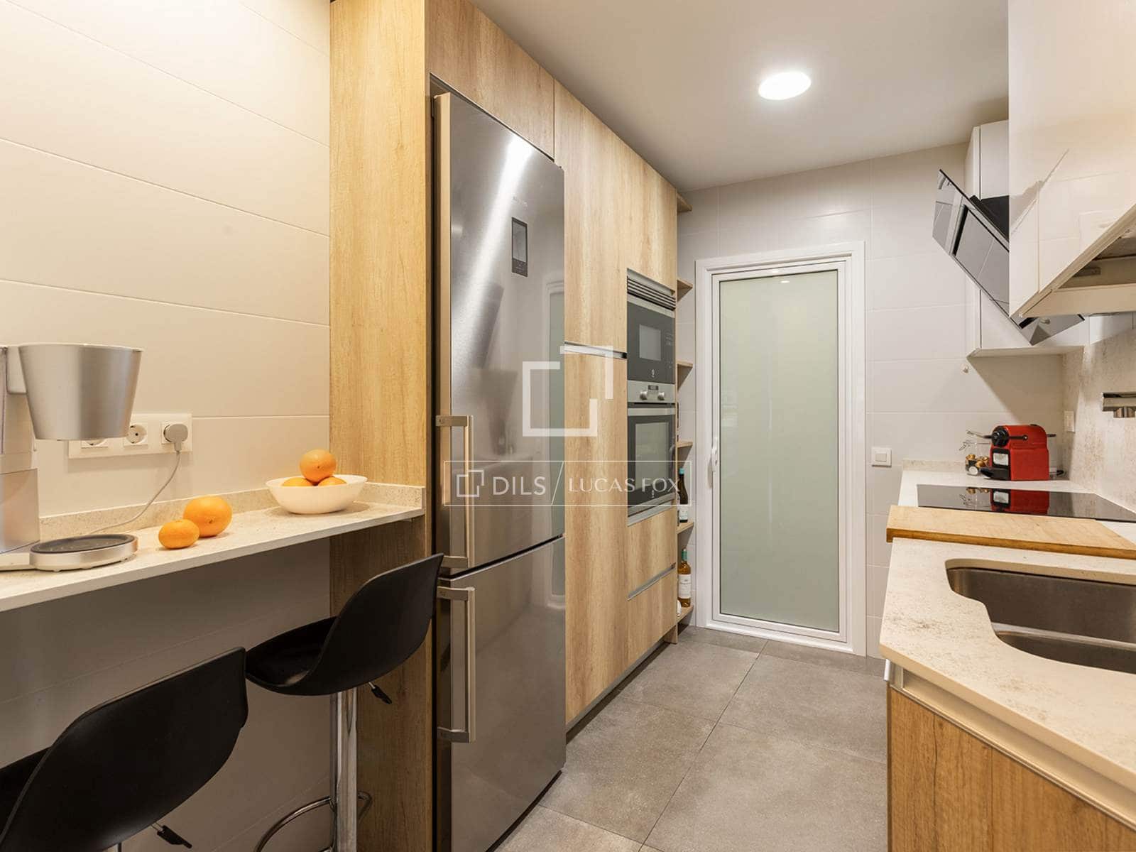 3 bedroom Apartment for sale in Barcelona city with garage - € 598,000 (Ref: 9482394)