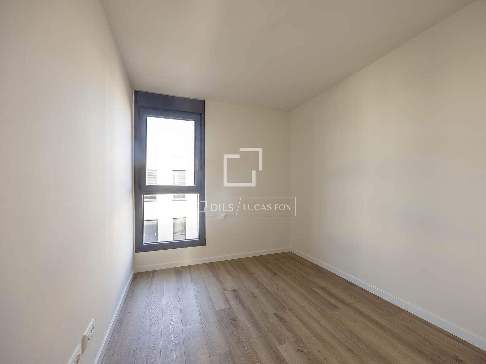 4 quarto Moradia para arrendar em L'Eliana com piscina garagem - 2 650 € (Ref: 9483928)