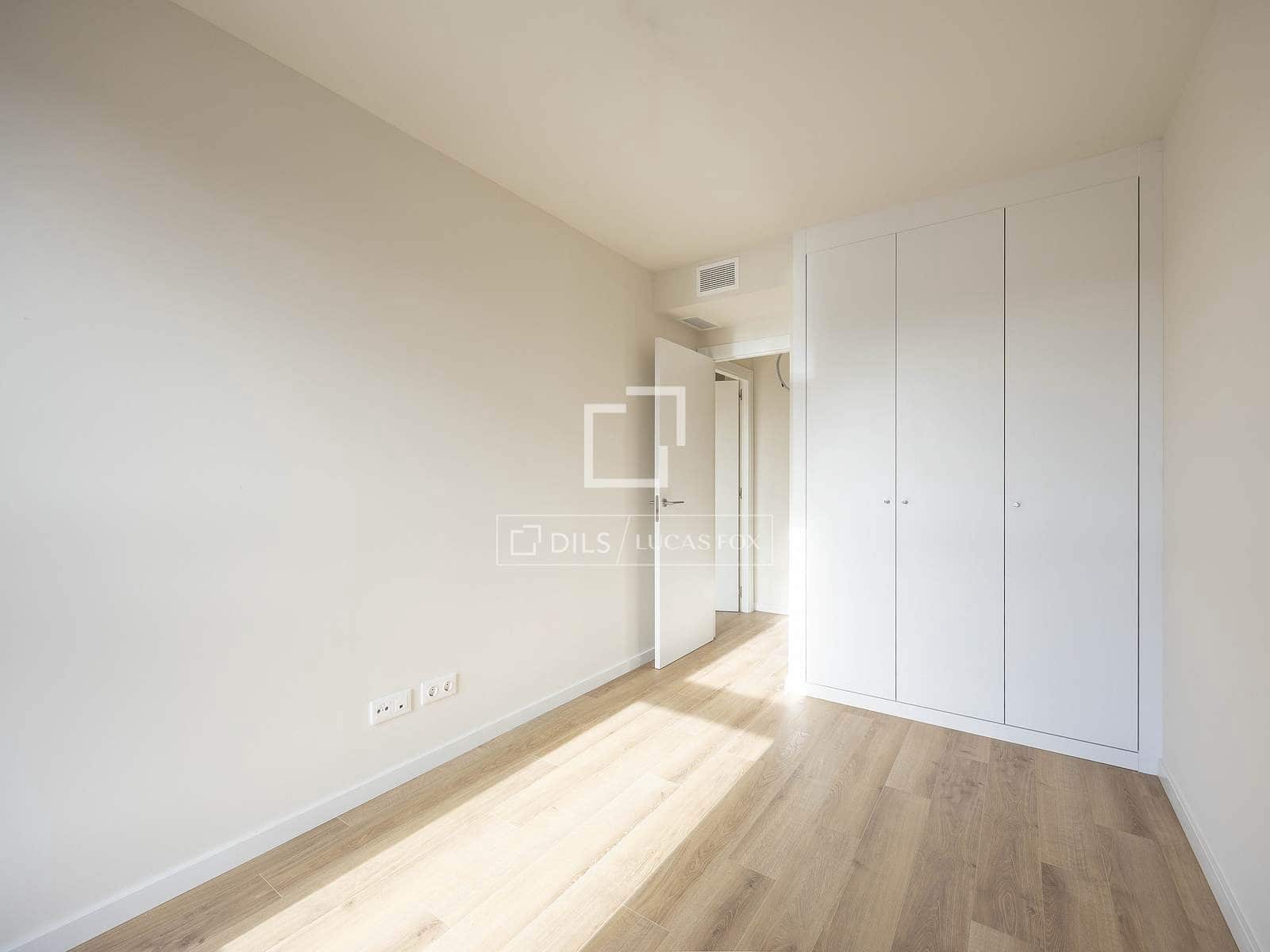 4 quarto Moradia para arrendar em L'Eliana com piscina garagem - 2 650 € (Ref: 9483928)